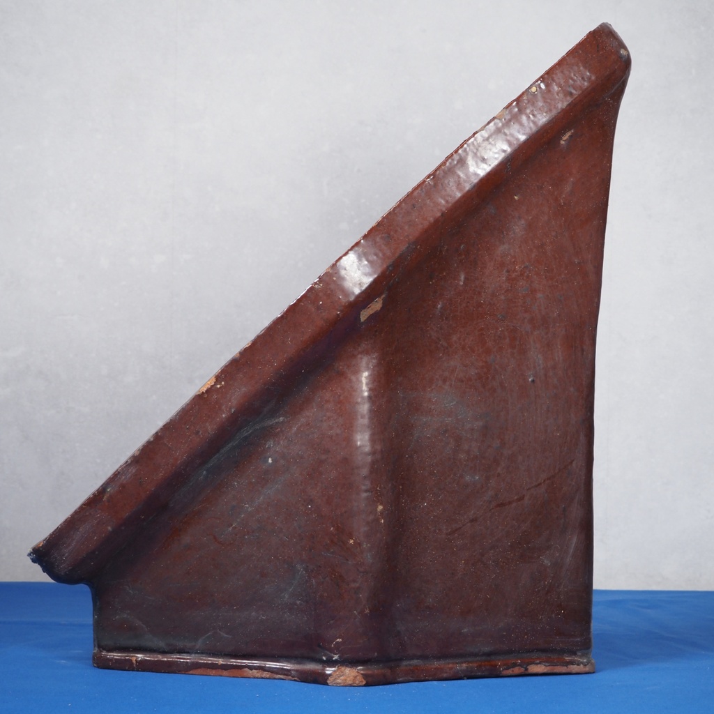 Coping tiles for walls