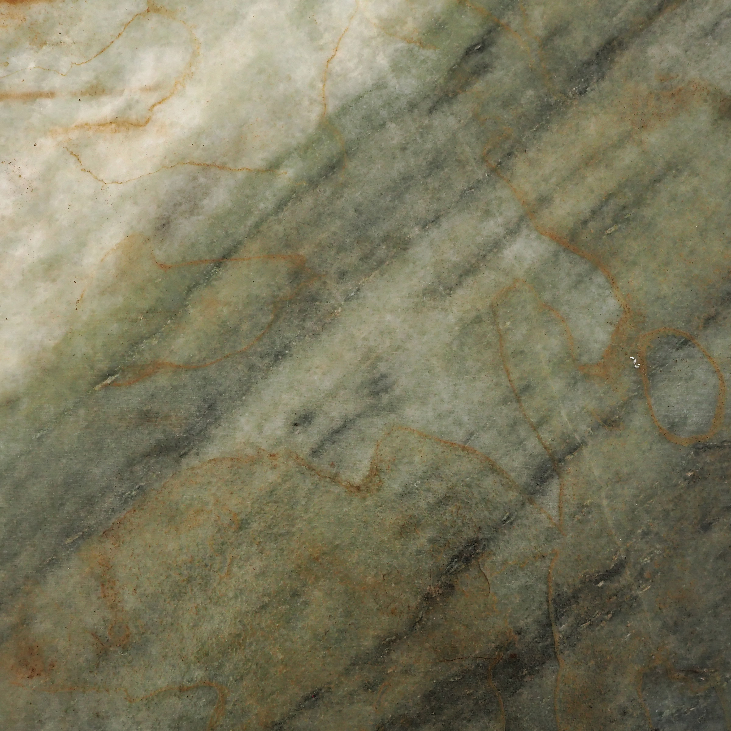 Batch of green marble tiles (+/- 1.3 m2)