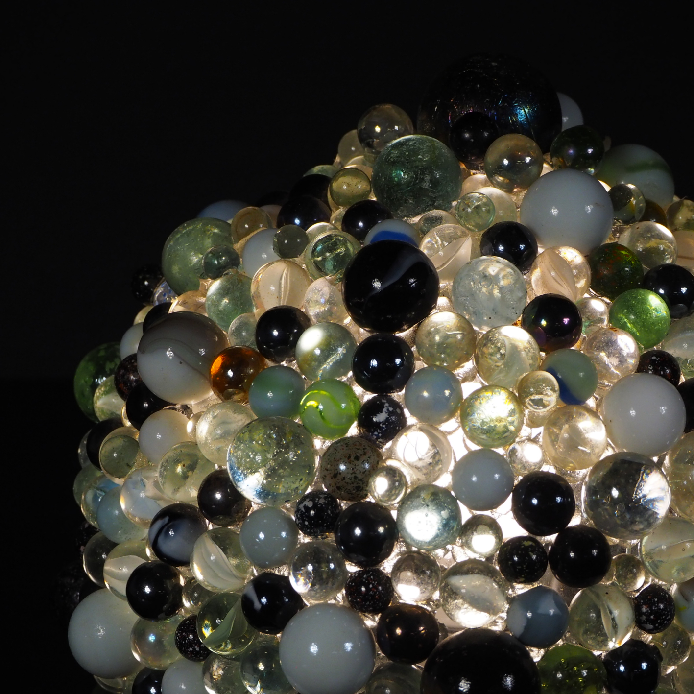 'Marbles collection' table light