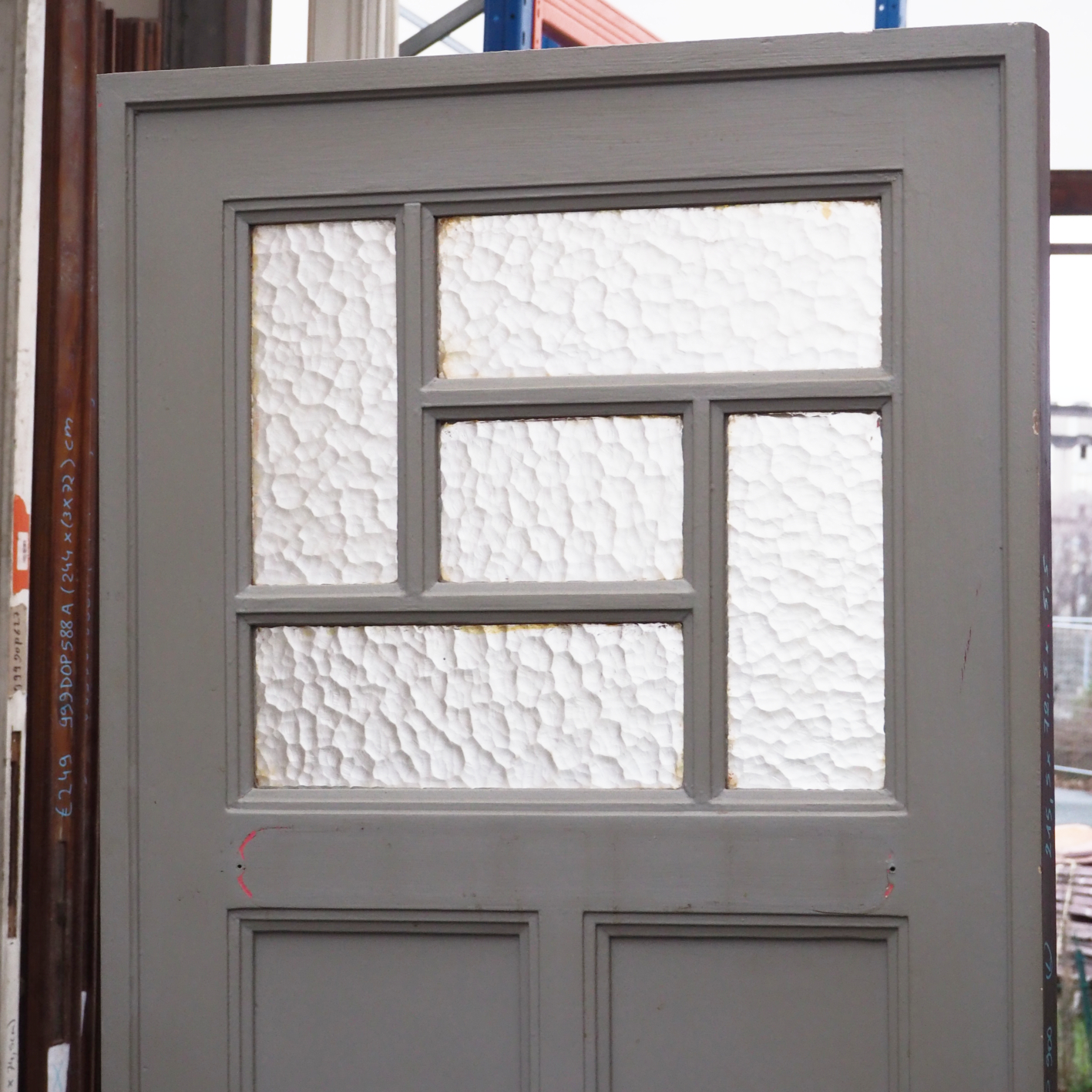 Door in painted wood with textured glass panel (H. 215,5 x W. 72,5 cm) - Left