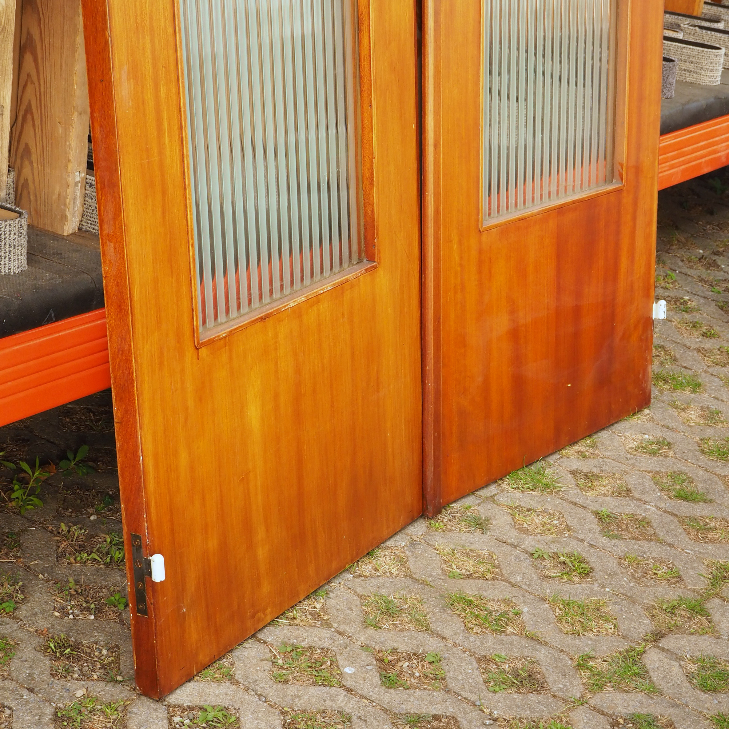 Double door in wood and textured glass  (H. 205 x W. 140 cm) - Left