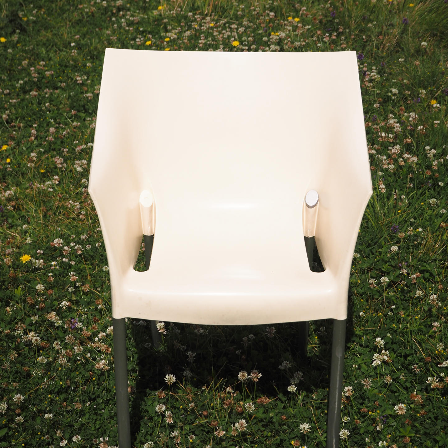 Armchair 'Dr. NO' by Philippe Starck for Kartell (ca. 1997) - Cream