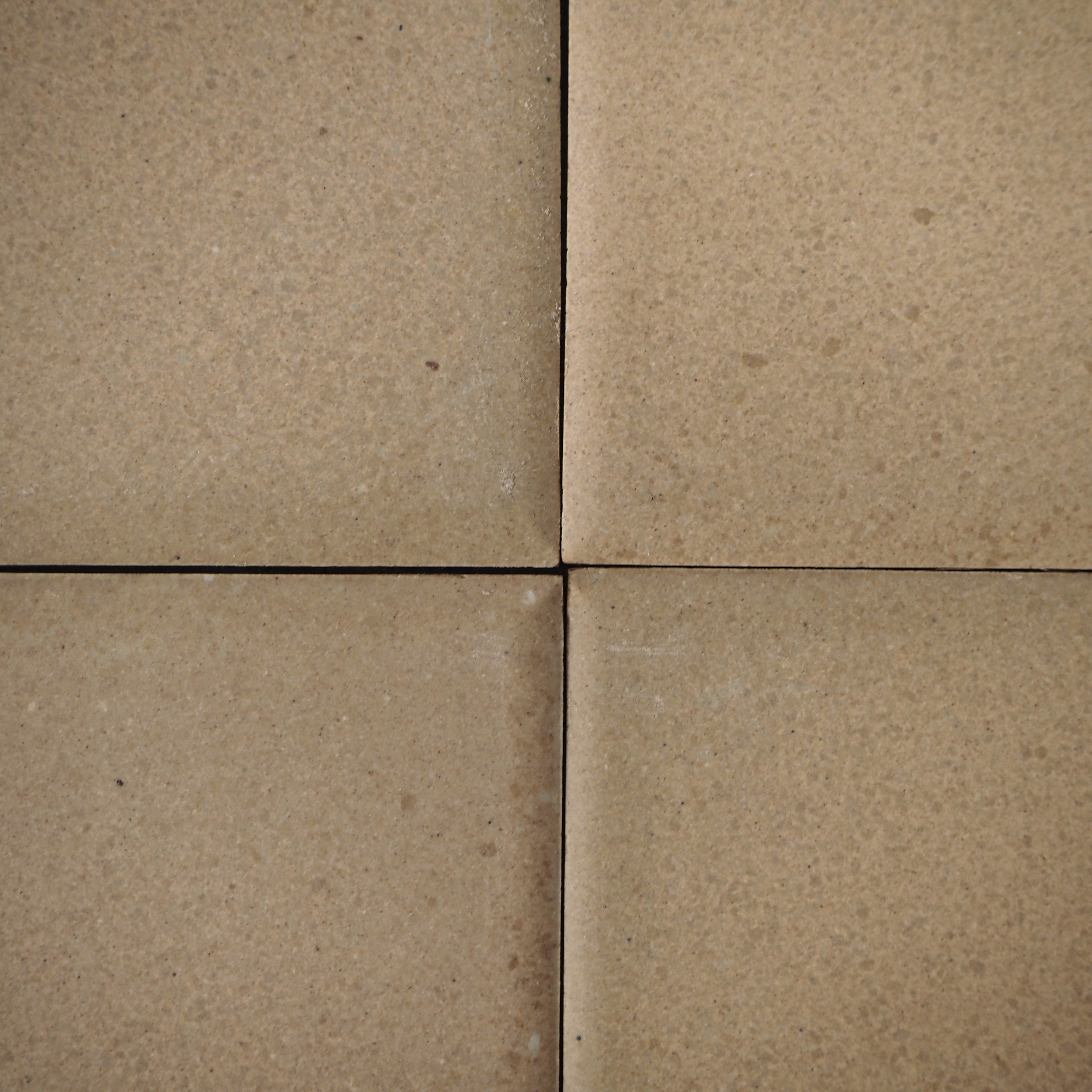Speckled beige ceramic tiles by Royal Mosa (9,65 x 9,65 cm)