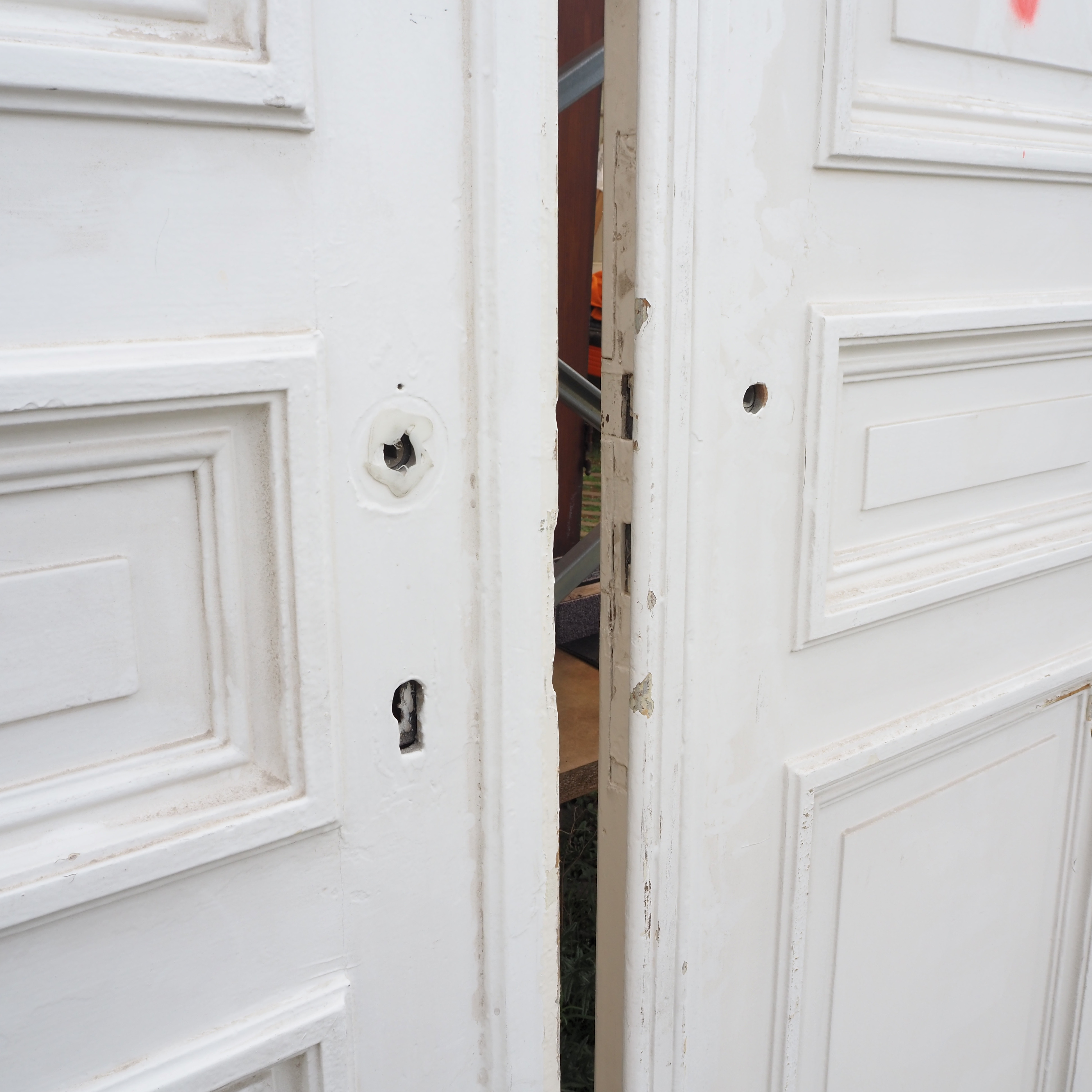 Double door in painted wood (H. 318,5 x Total W. 141 cm) - Left