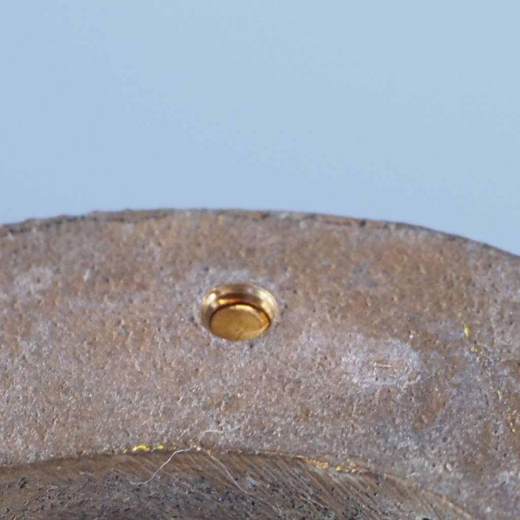 Letter in solid bronze by Jules Wabbes (ca. 1970) - r