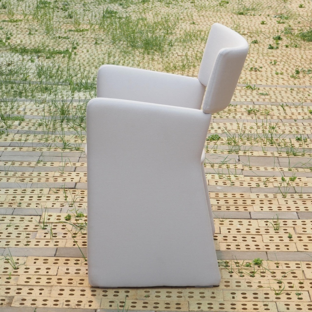 Armchair 'Crown' by Chris Martin for Massproductions