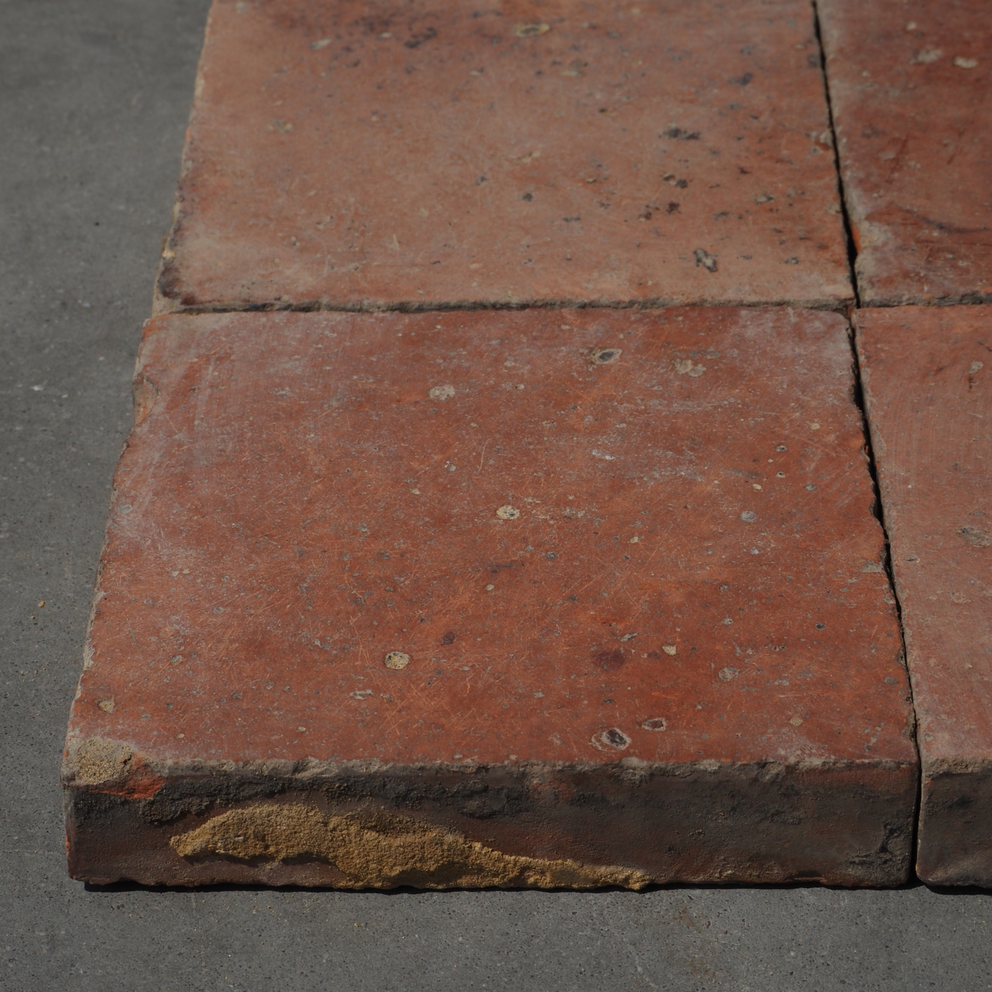 Batch of old factory terracotta floor tiles (± 14m2)