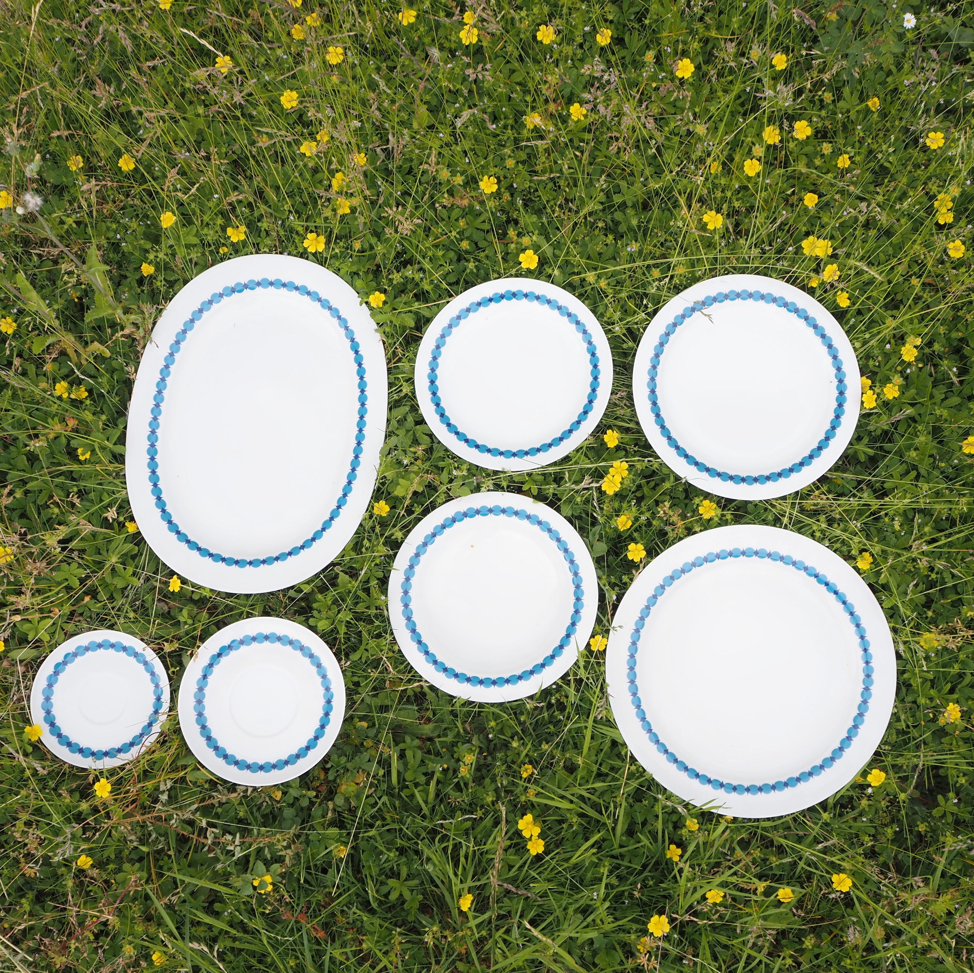 Dinner set in porcelain by Thomas, Germany (ca. 1960)