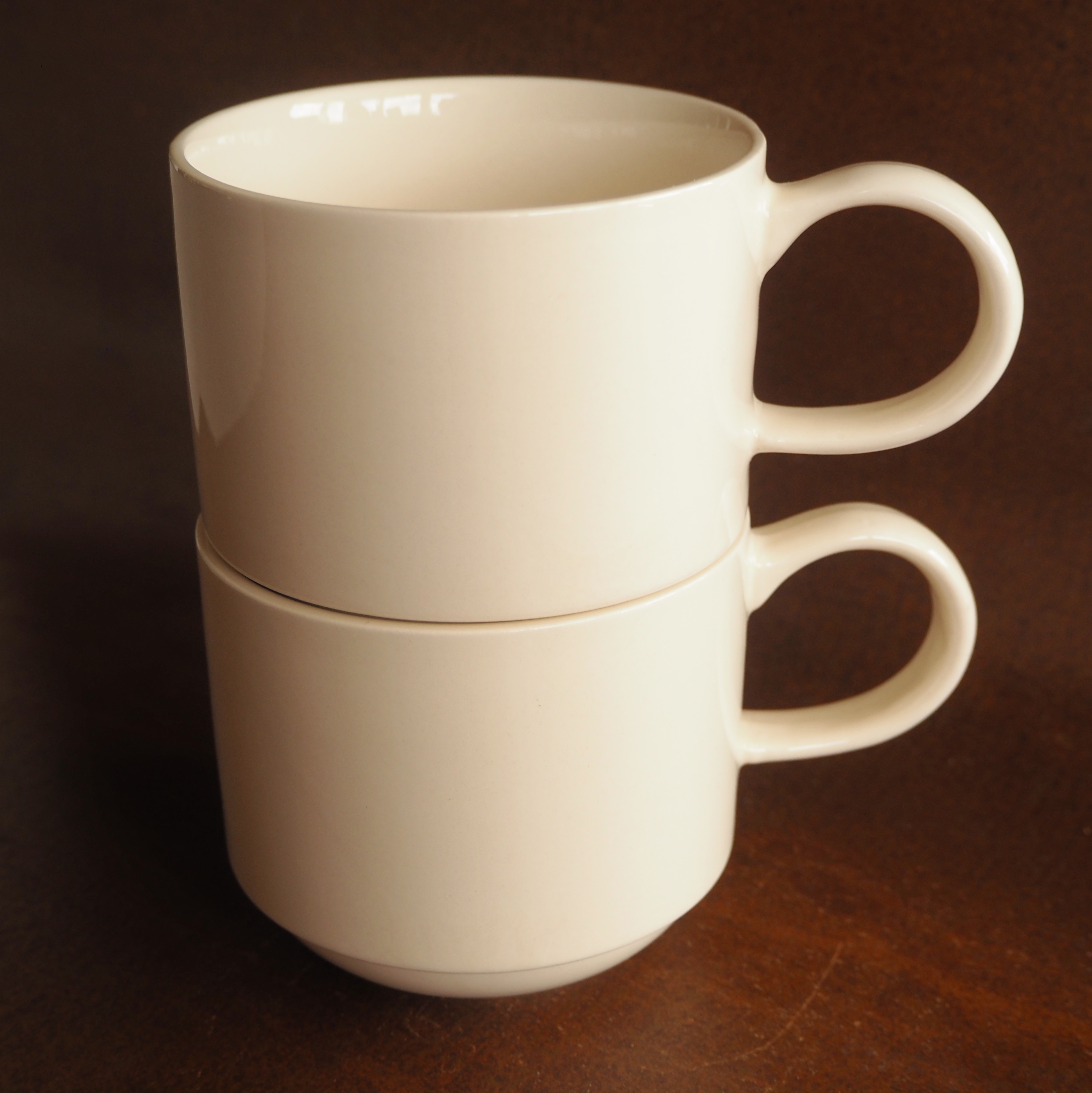 Stackable mug 'Loop' by Anouk Jansen for Jansen+Co