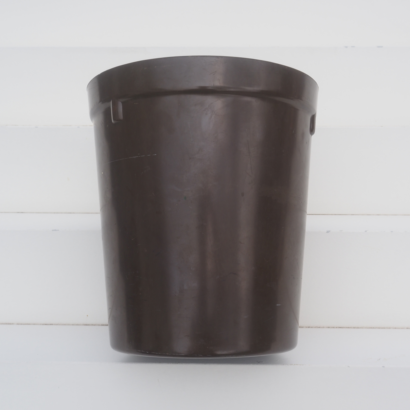 Waste bin in bakelite - Brown