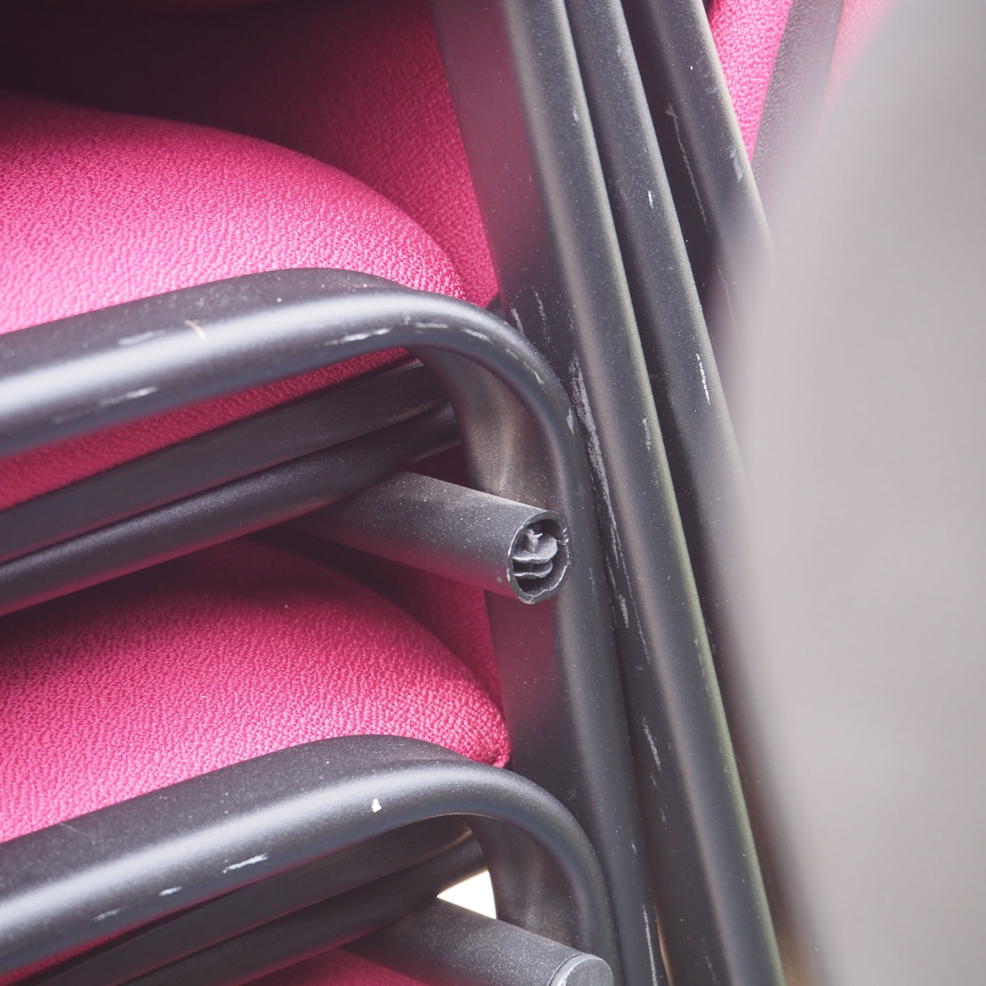 Stackable chair 'Joker' by OKA - Purple
