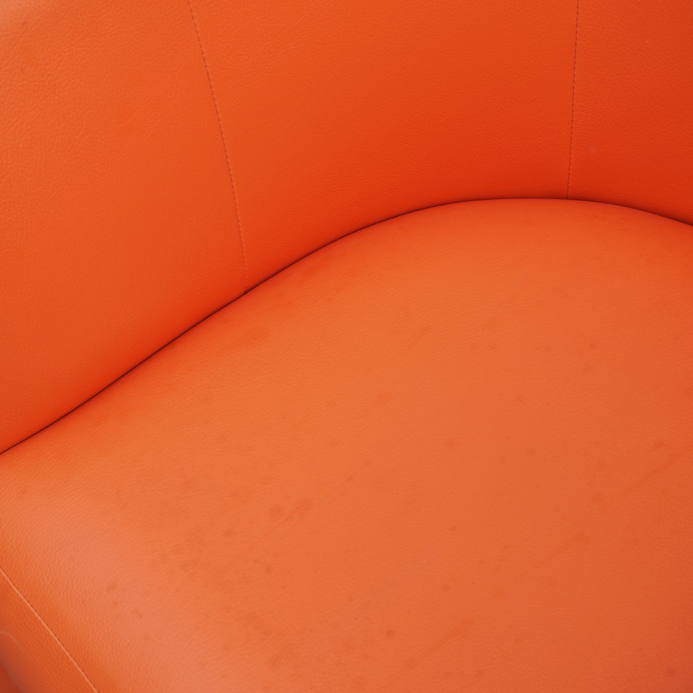 Armchair in simili leather - Orange