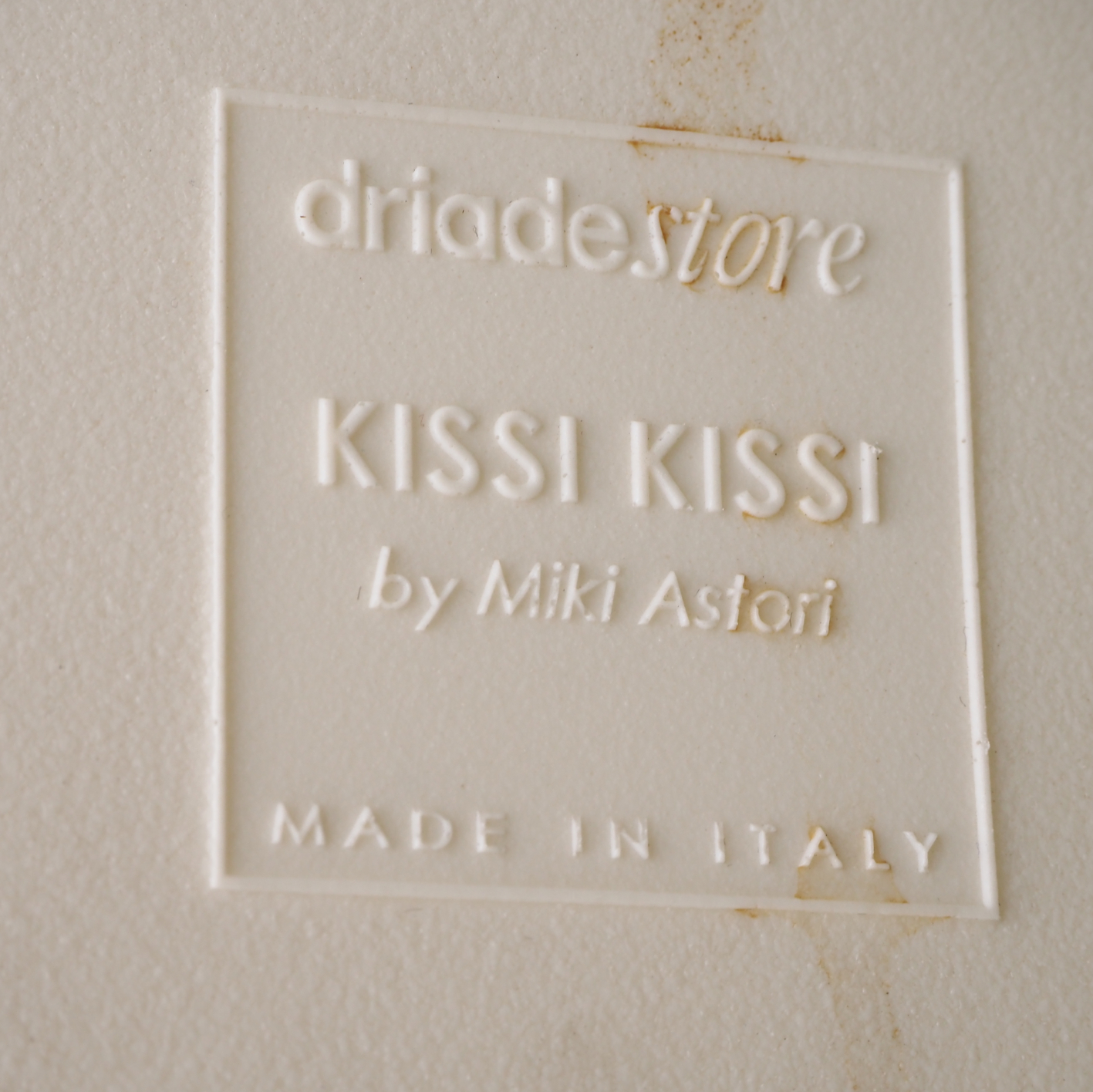 Round table 'Kissi Kissi' by Miki Astori for Driade (ca. 2004)