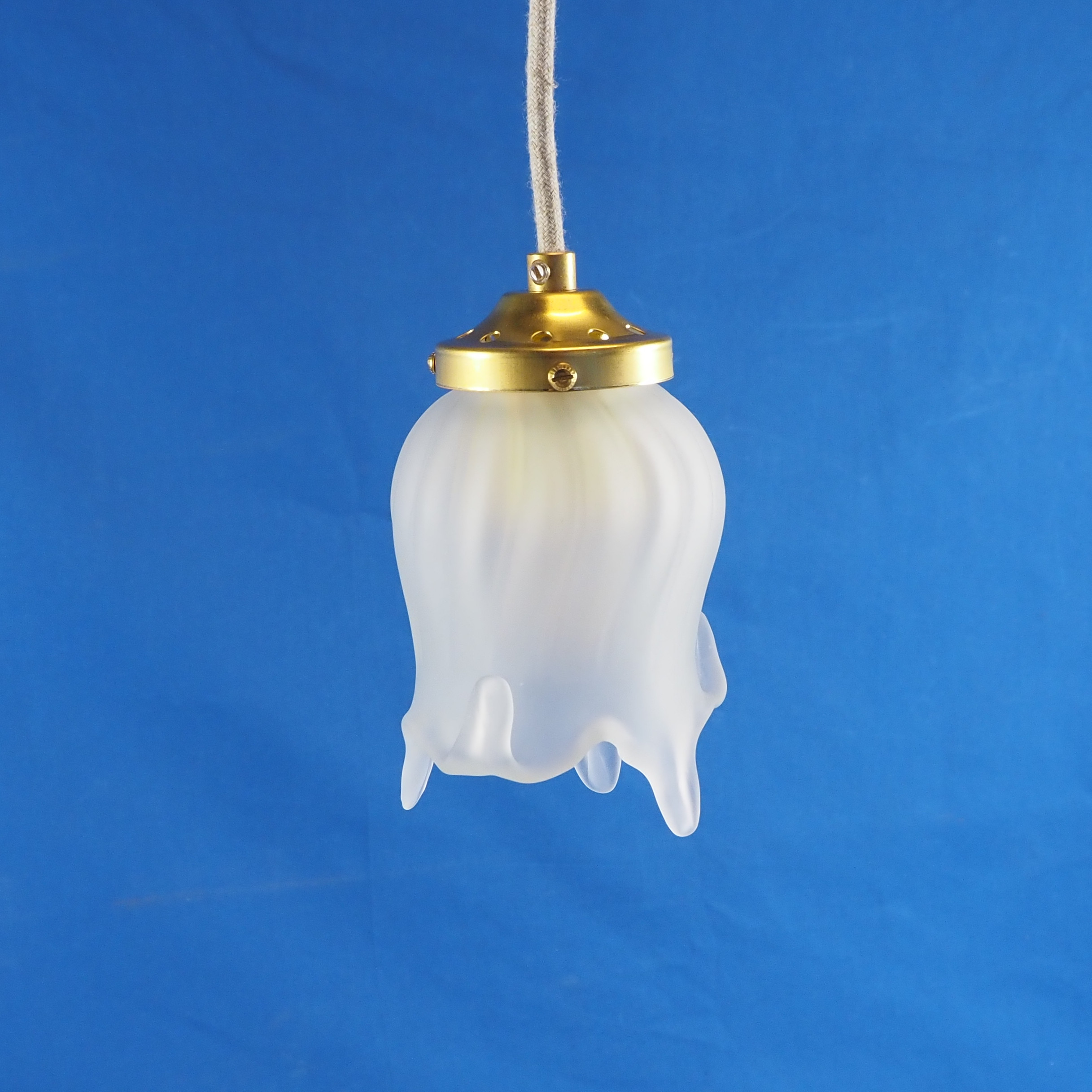 Hanging light 'Diane' in frosted glass