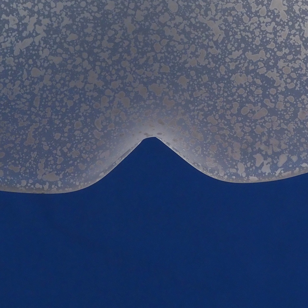 Hanging light 'Fairuz' in frosted glass