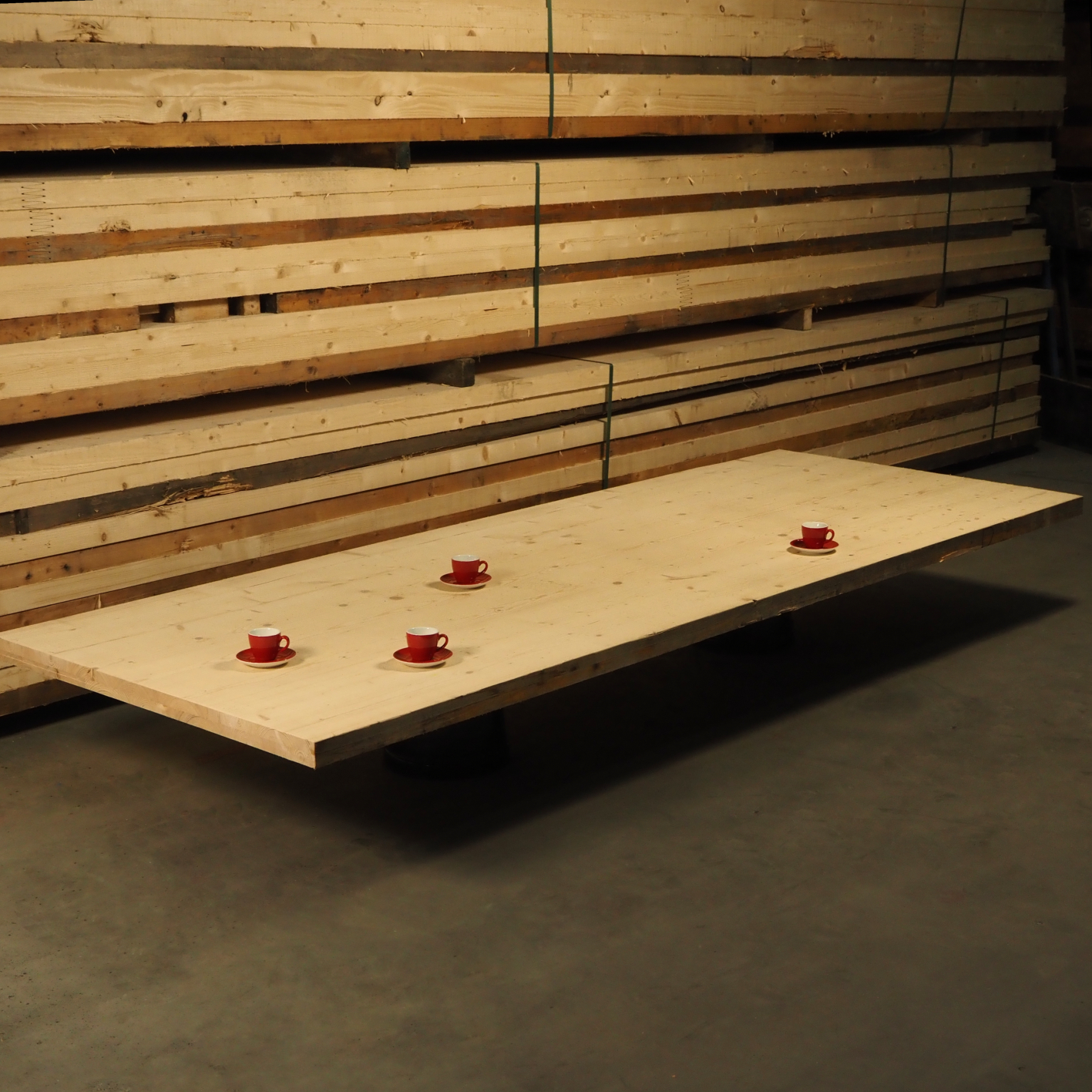 Glued laminated timber panel (5.5 cm thick - 270 cm length)