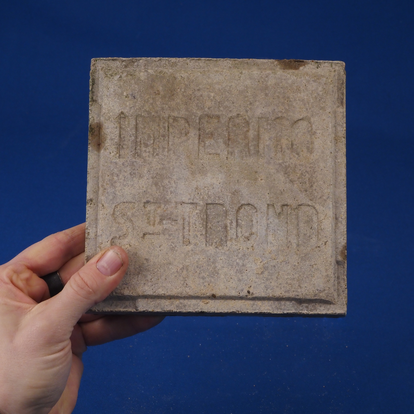 Cement tiles 'Uncinus' by Impermo (17 x 17 cm)