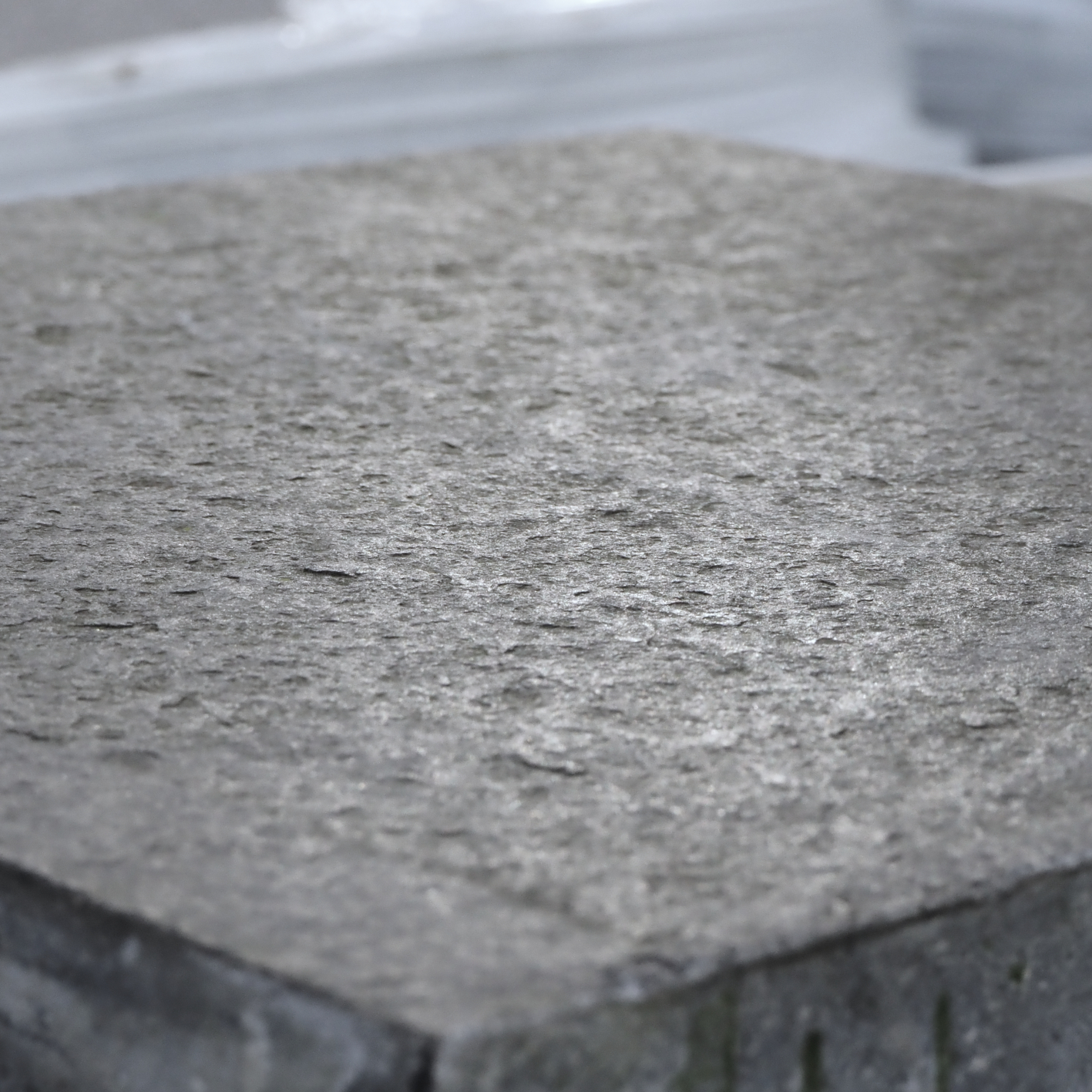 Granite with flamed finish - Sold per m2