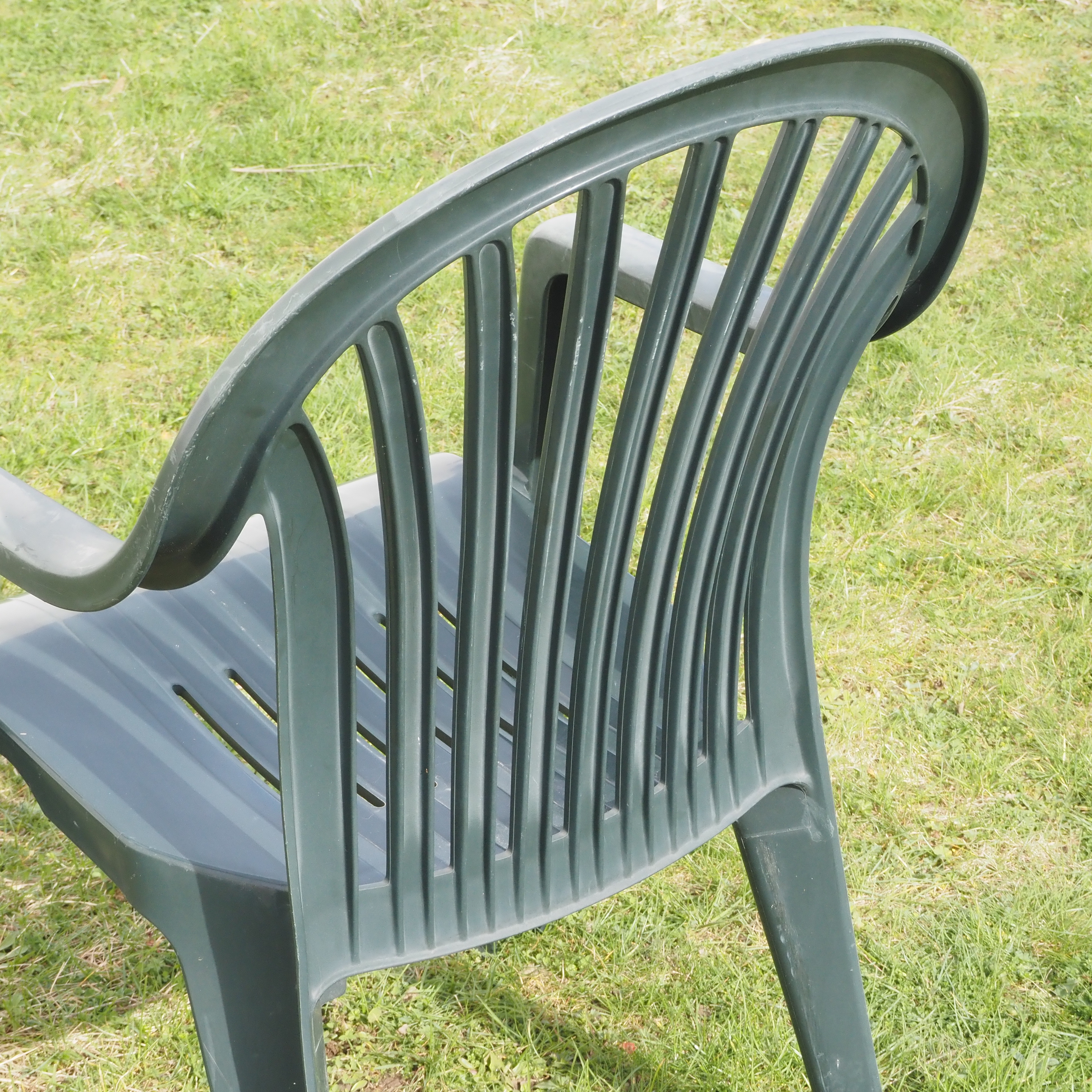 Stackable garden armchair