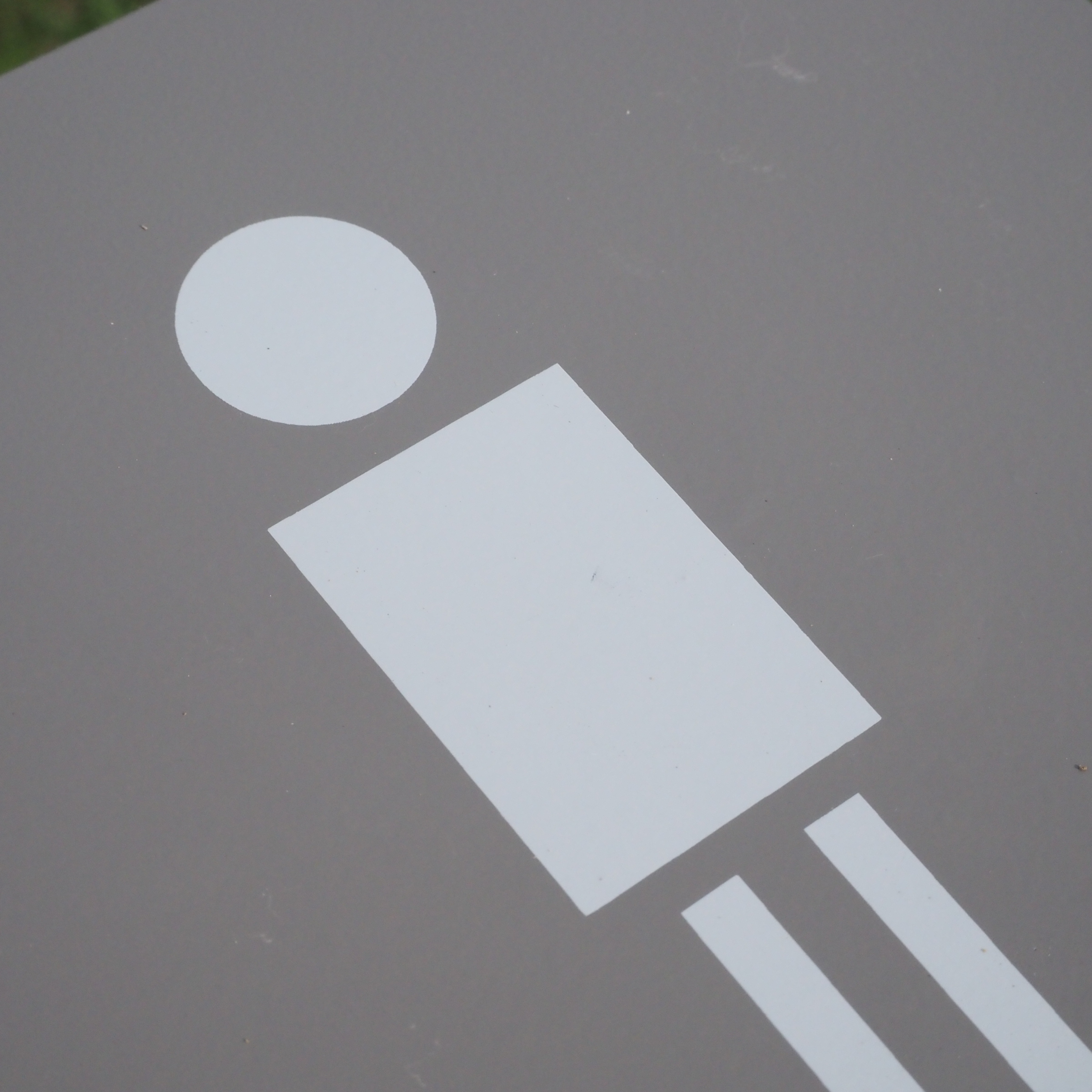 Toilet signage in aluminum (15 x 15 cm)