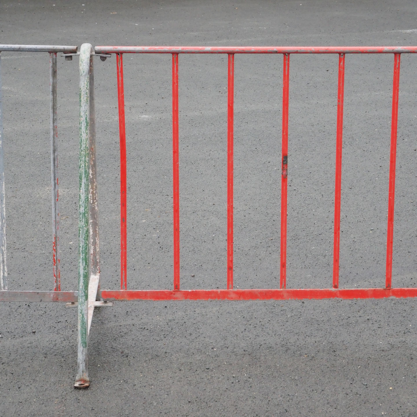 Interlocking steel barriers (L. 1000 cm)