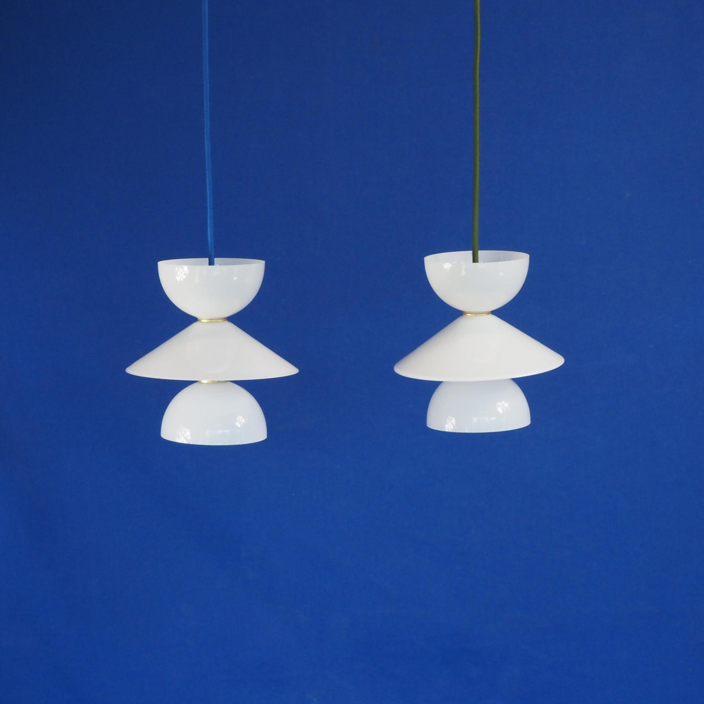 Hanging light 'Sofia' with opaline glass diffuser