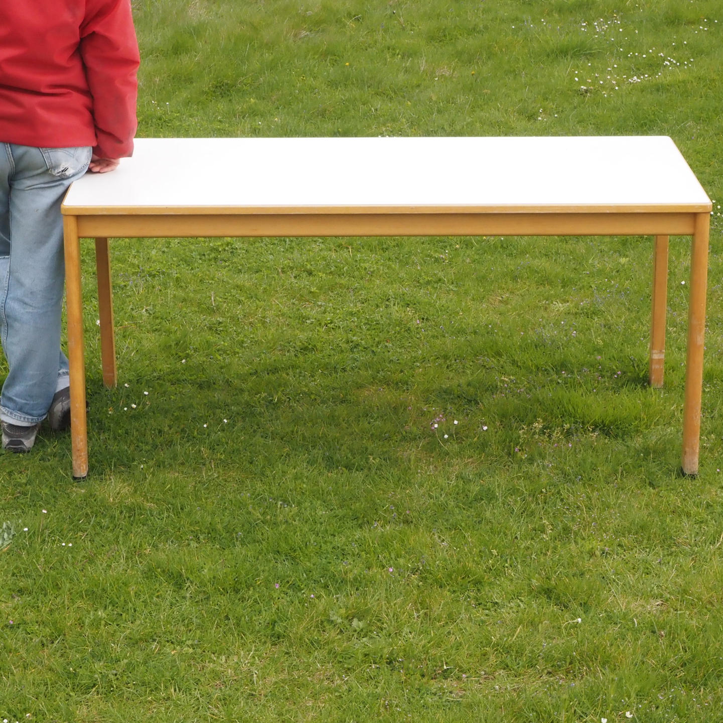 Table in beech with laminated tabletop (160 x 80 cm)