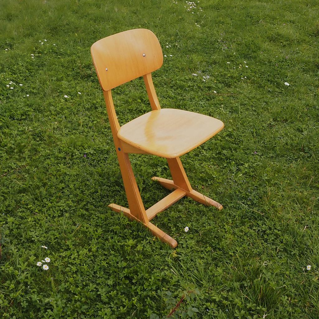 School chair in beech by Casala (ca. 1960) (H. 80 cm)