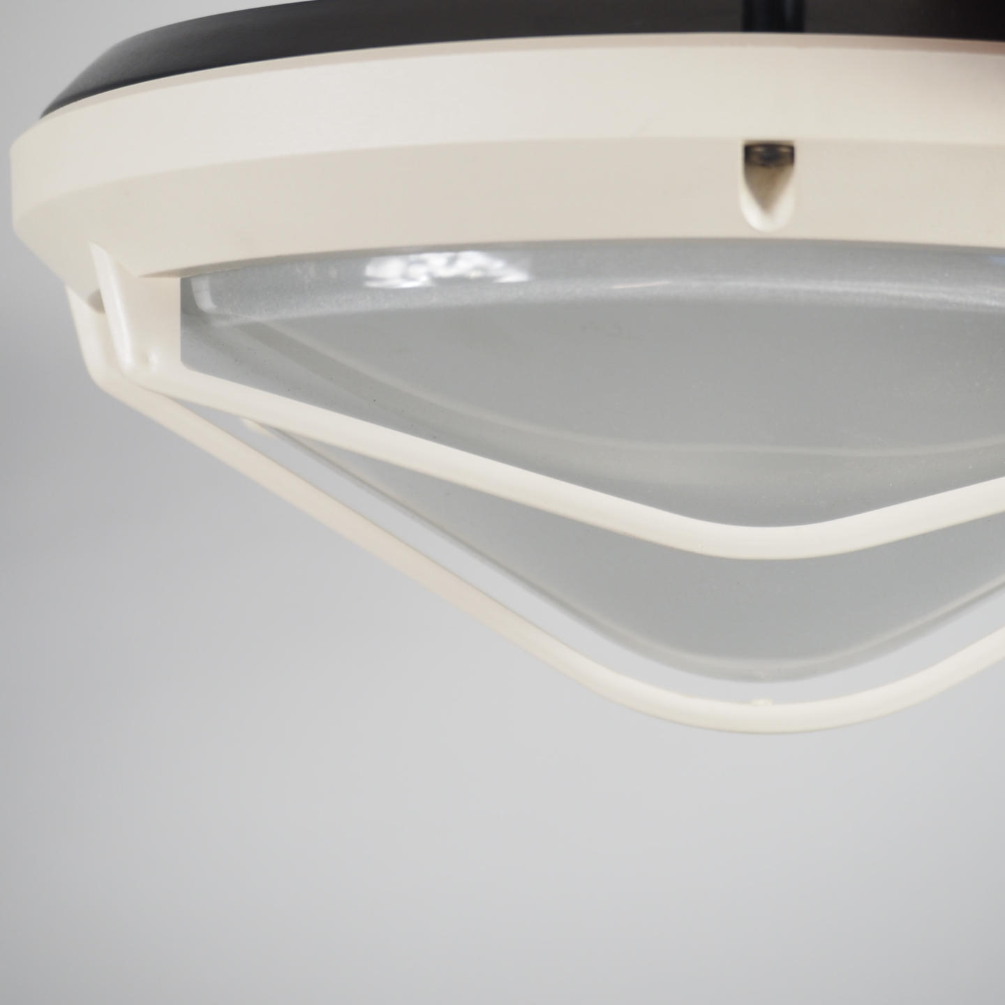 Caged wall/ceiling light 'Delta Tondo' by Roberto Fiorato for Prisma (IP54) - White