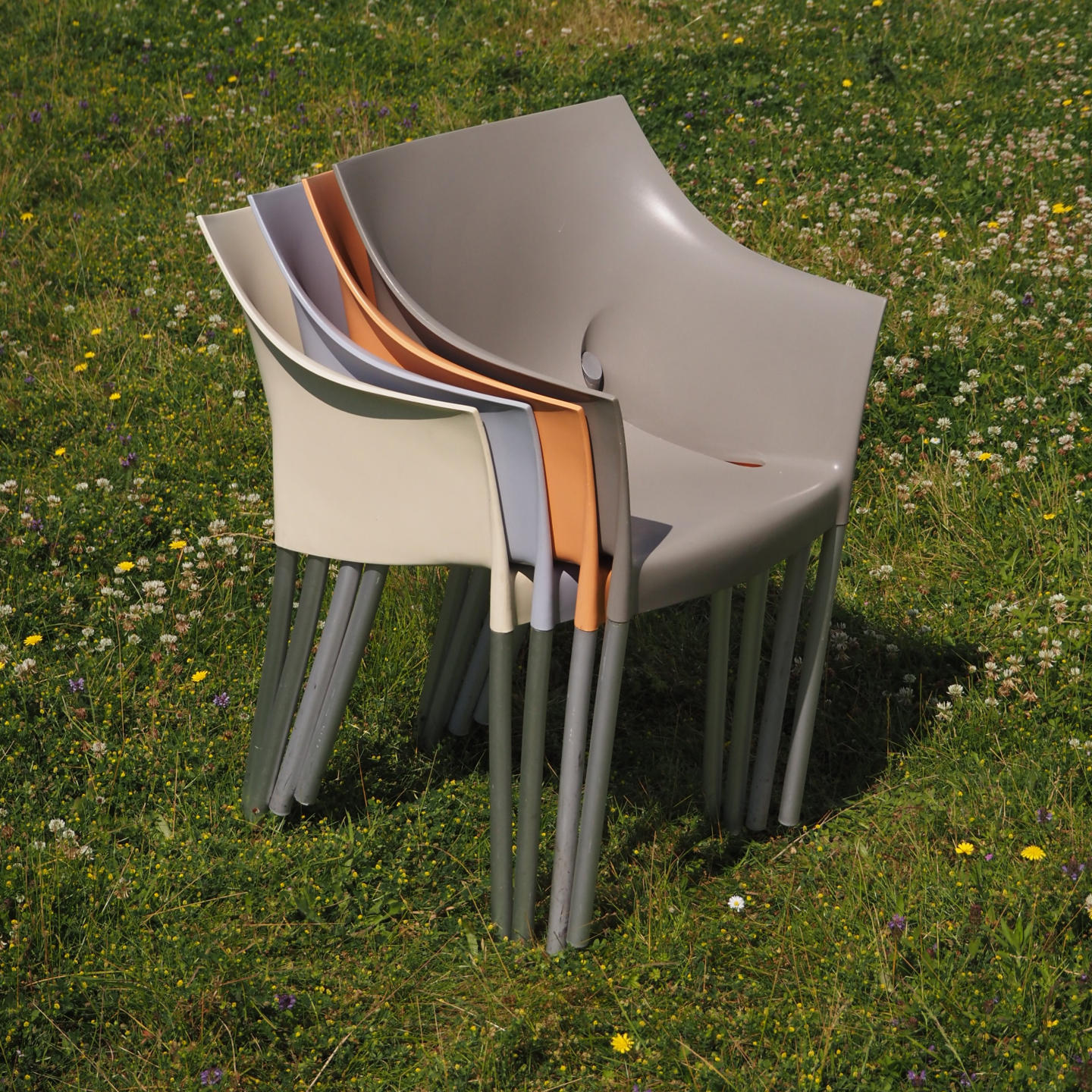 Armchair 'Dr. NO' by Philippe Starck for Kartell (ca. 1997) - Dark grey