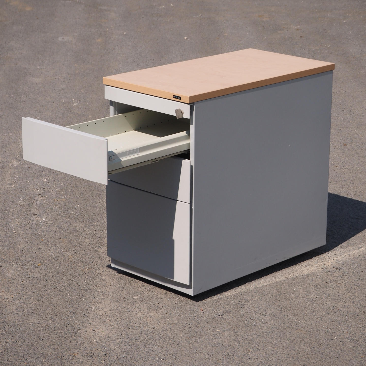 Office cabinet in steel with drawers by Drisag