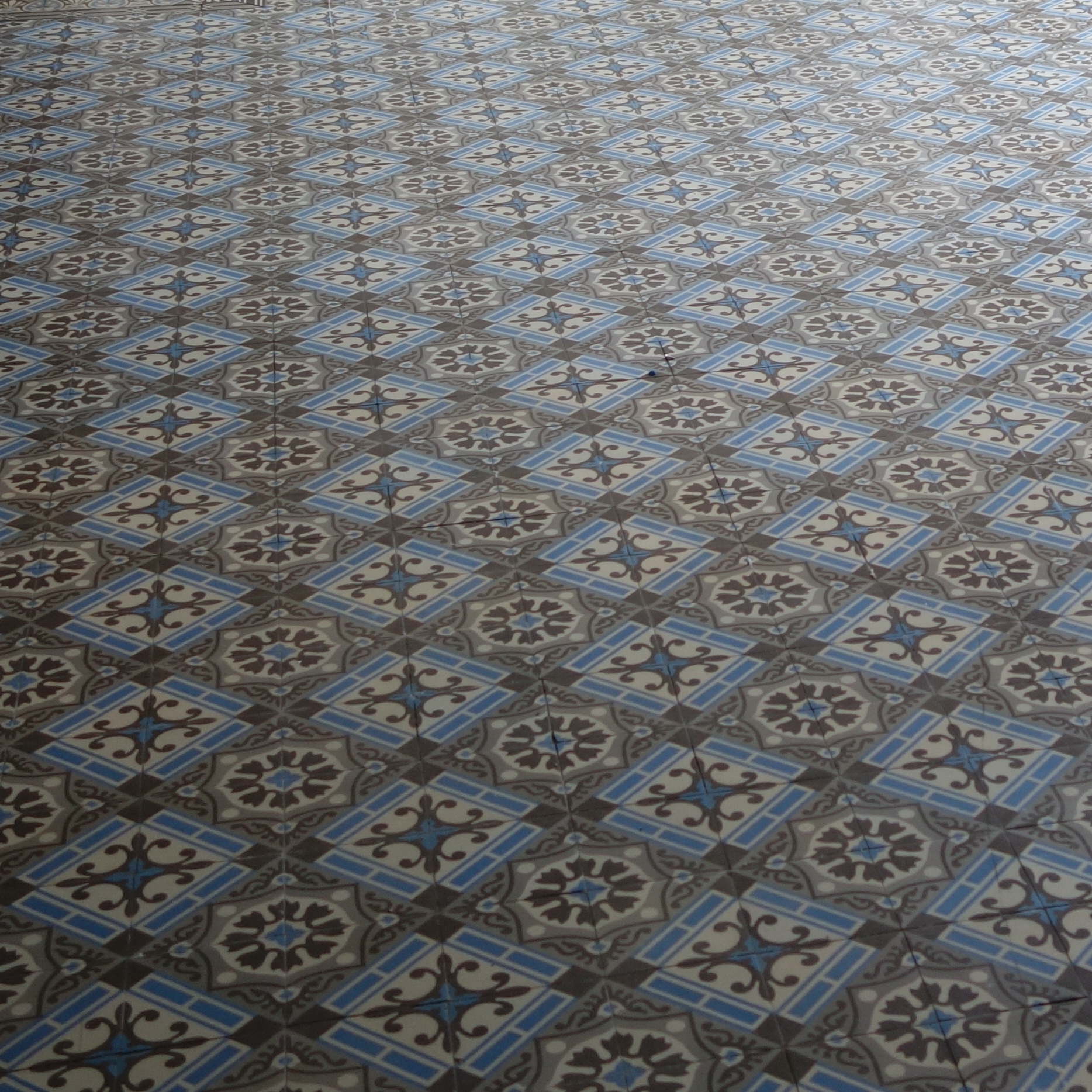 Ceramic tiles by S&amp;D (14 x 14 cm)