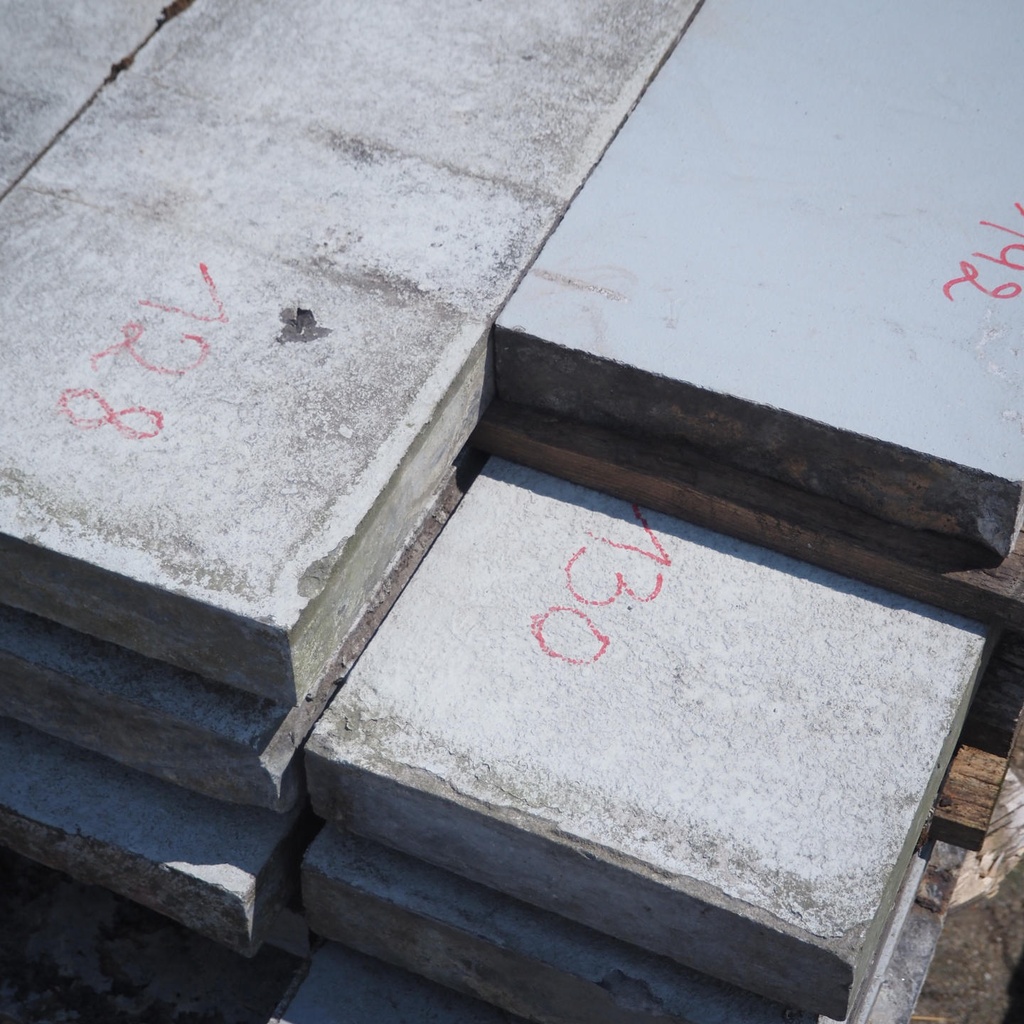 Blue limestone slabs from KANAL-Centre Pompidou - Only available in our physical shop