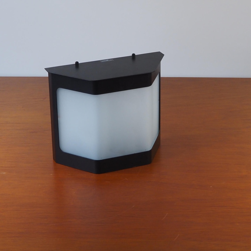 Wall light 'MI5323' by Milan