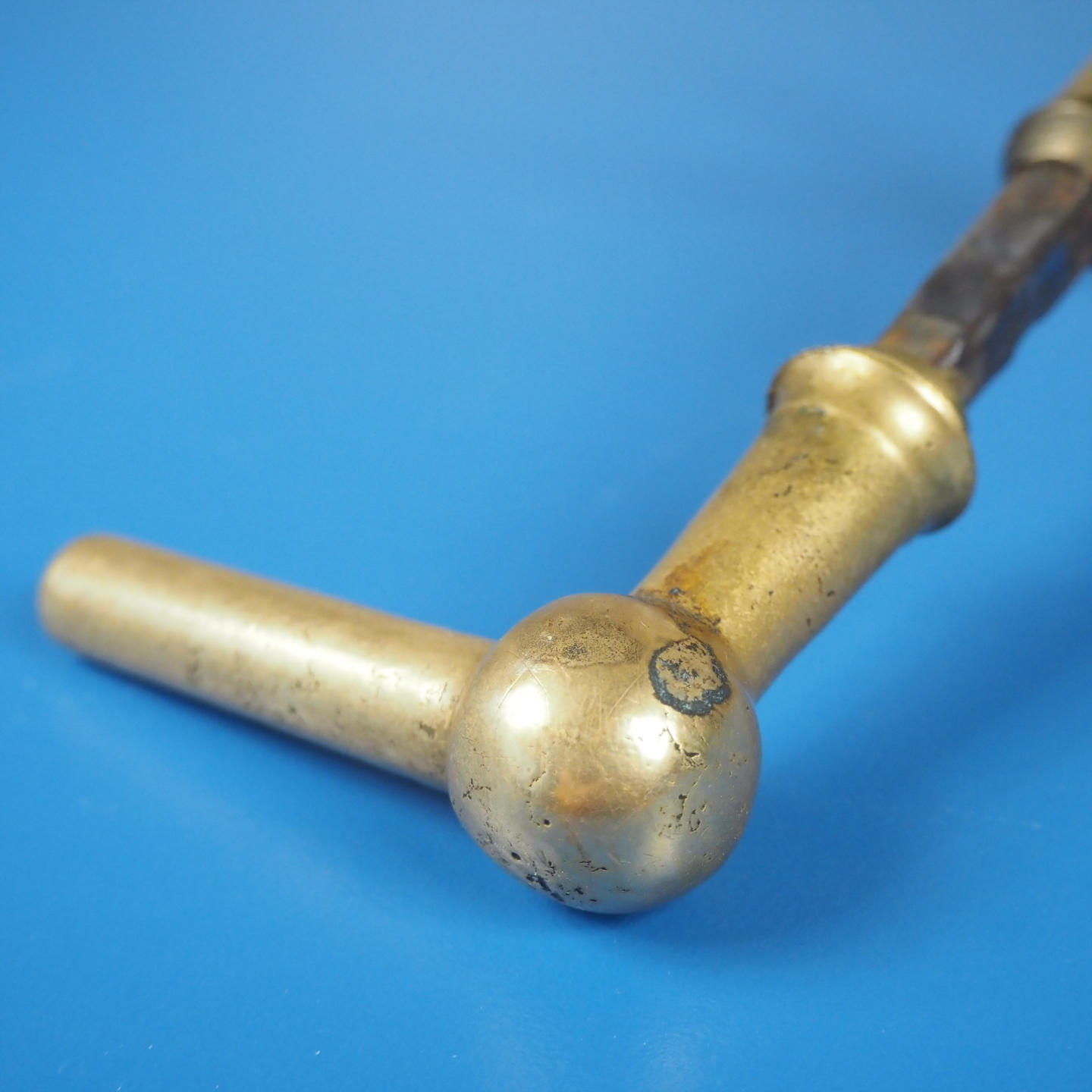 Door handle in solid brass