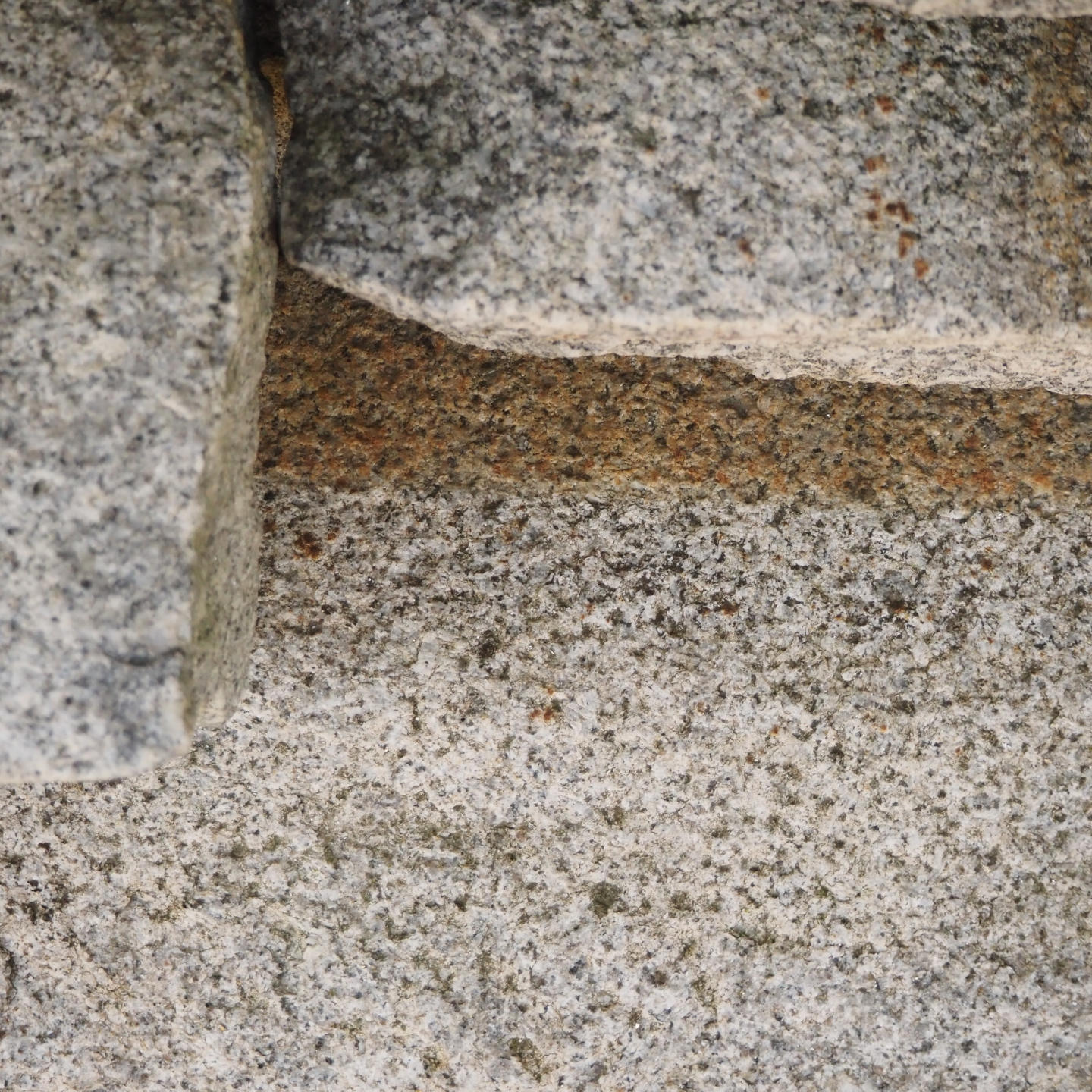 Granite curbstones - Only available in our physical shop