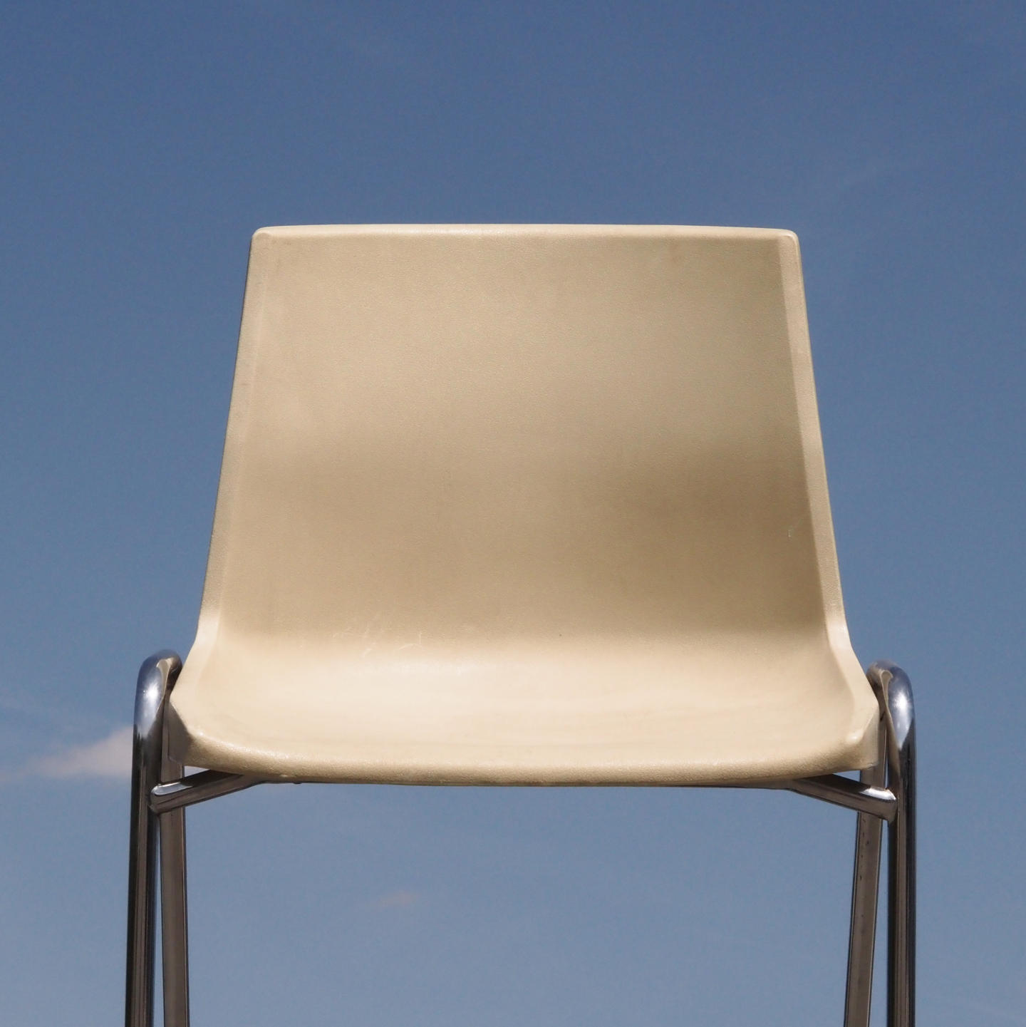 Stackable chair by J.P. Emonds Alt for Drisag (ca. 1970) - Beige