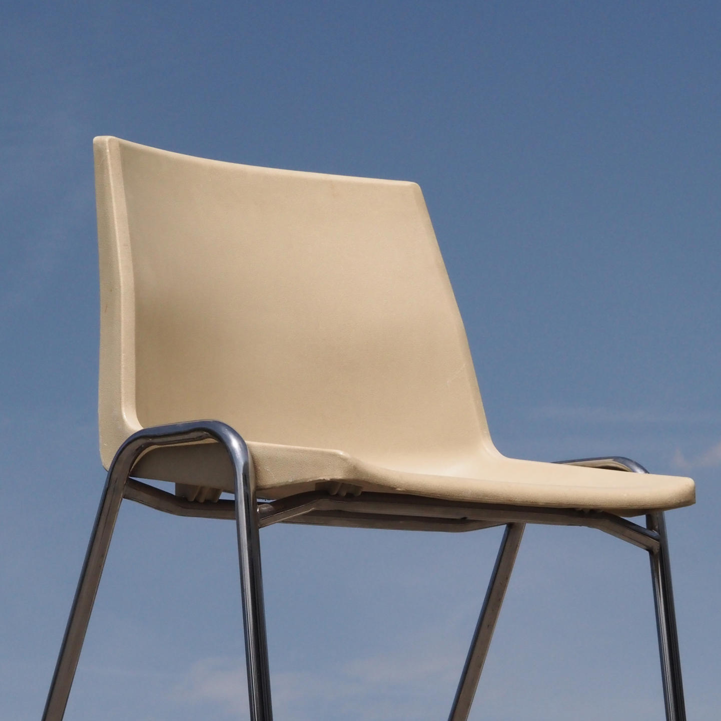 Stackable chair by J.P. Emonds Alt for Drisag (ca. 1970) - Beige