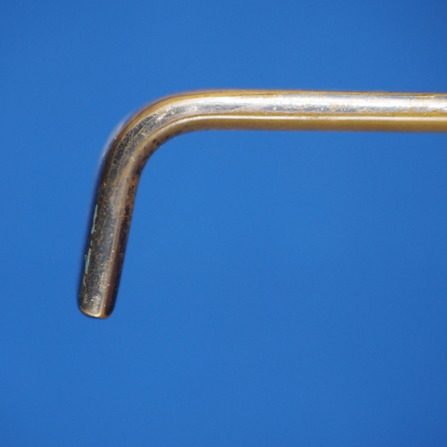 Door handle in brass by Maison Vervloet (ca. 1973)