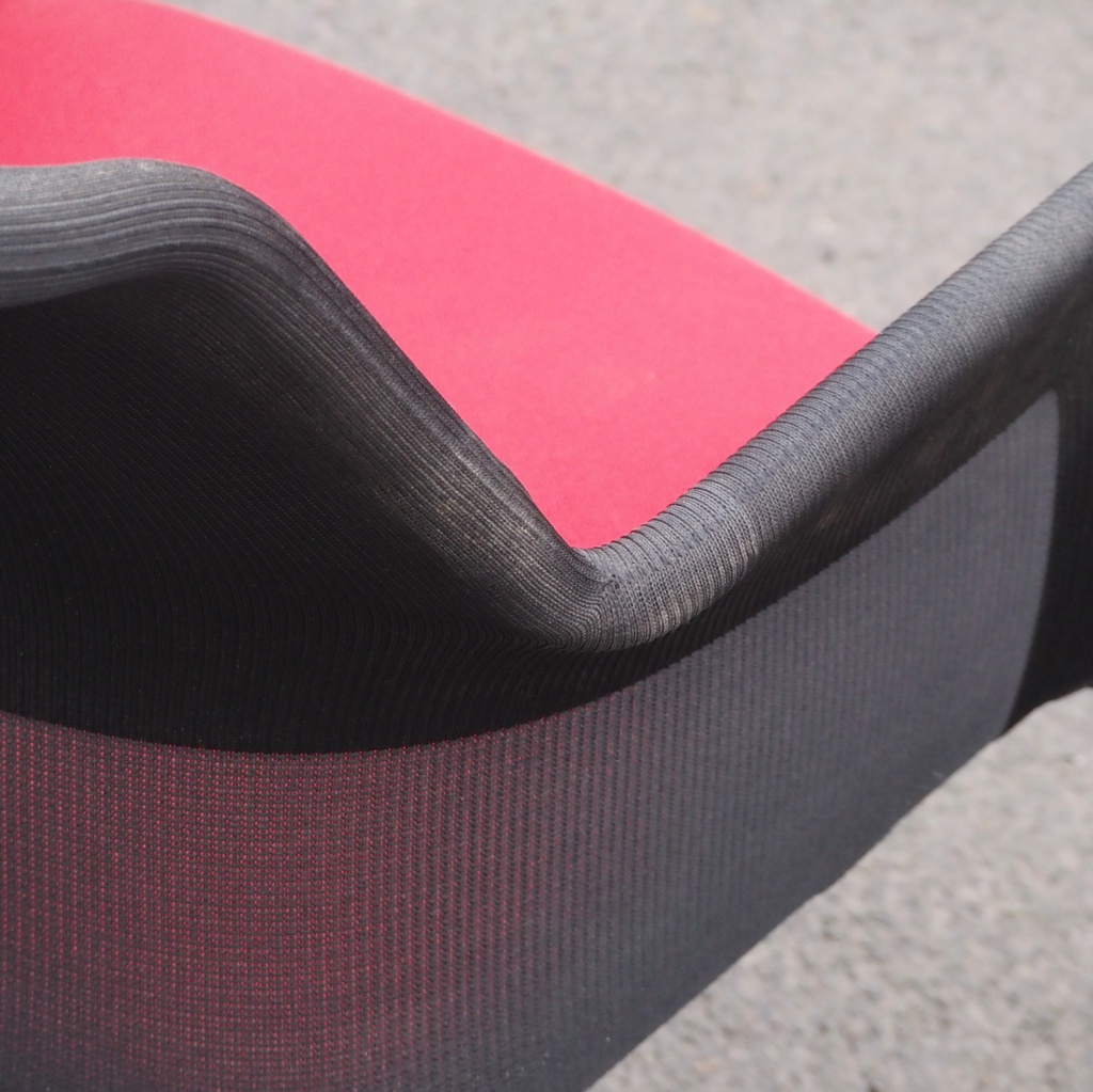 Stackable cantilever armchair '434' by Greutmann Bolzern for Giroflex