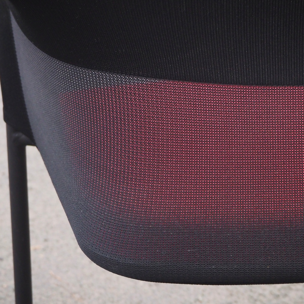 Stackable cantilever armchair '434' by Greutmann Bolzern for Giroflex