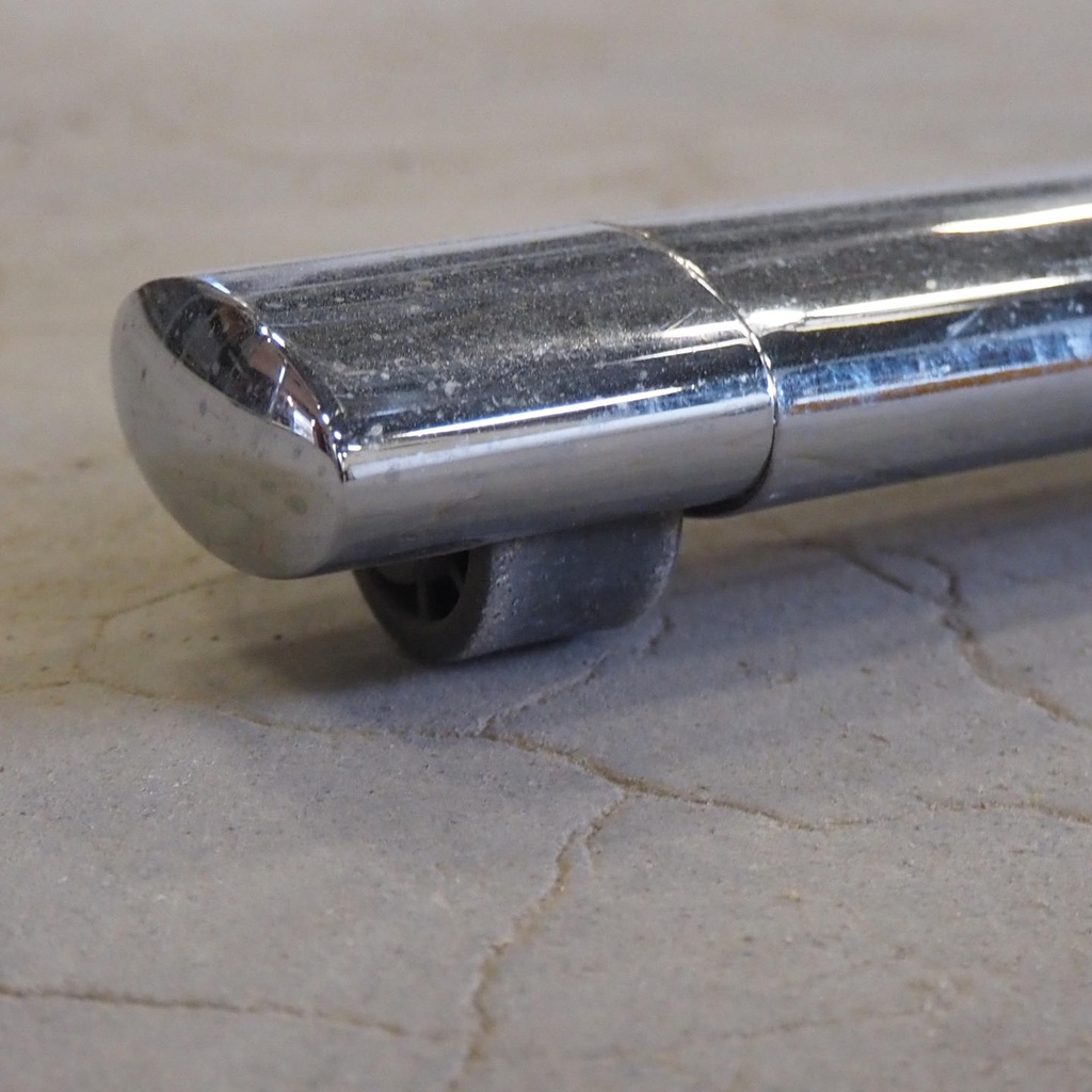 Folding table structure in chromed steel legs by Howe (150 x 75 cm)