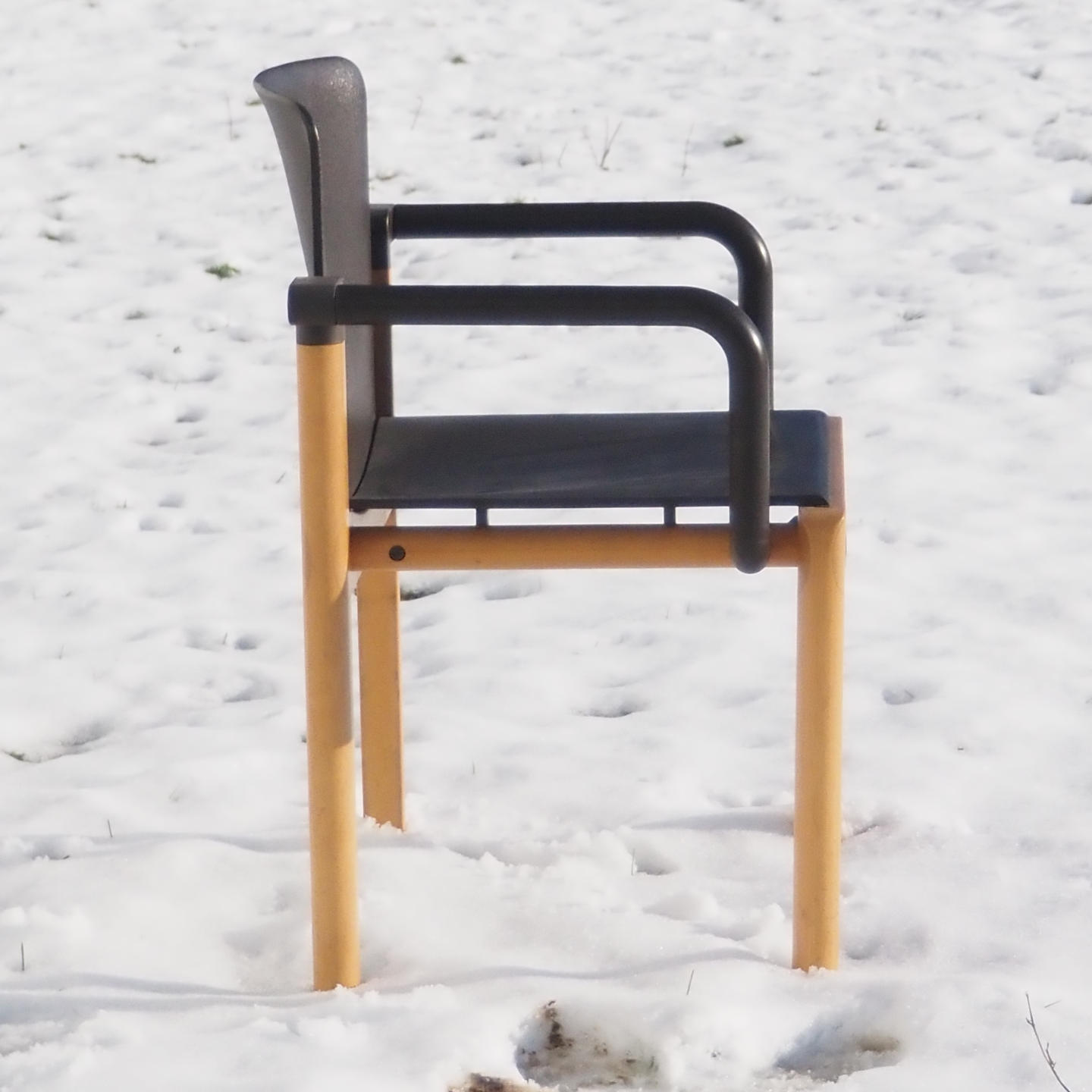Stackable armchair 'Serie 77' by Gerd Lange for Thonet (ca. 1970)