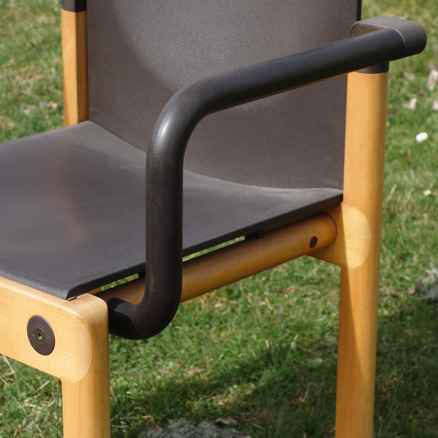 Stackable armchair 'Serie 77' by Gerd Lange for Thonet (ca. 1970)