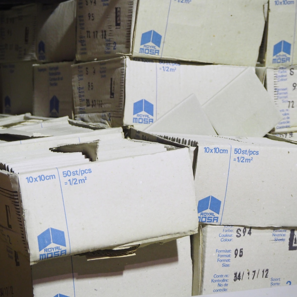 Wall ceramic tiles by Royal Mosa (10 x 10 cm) - Brown