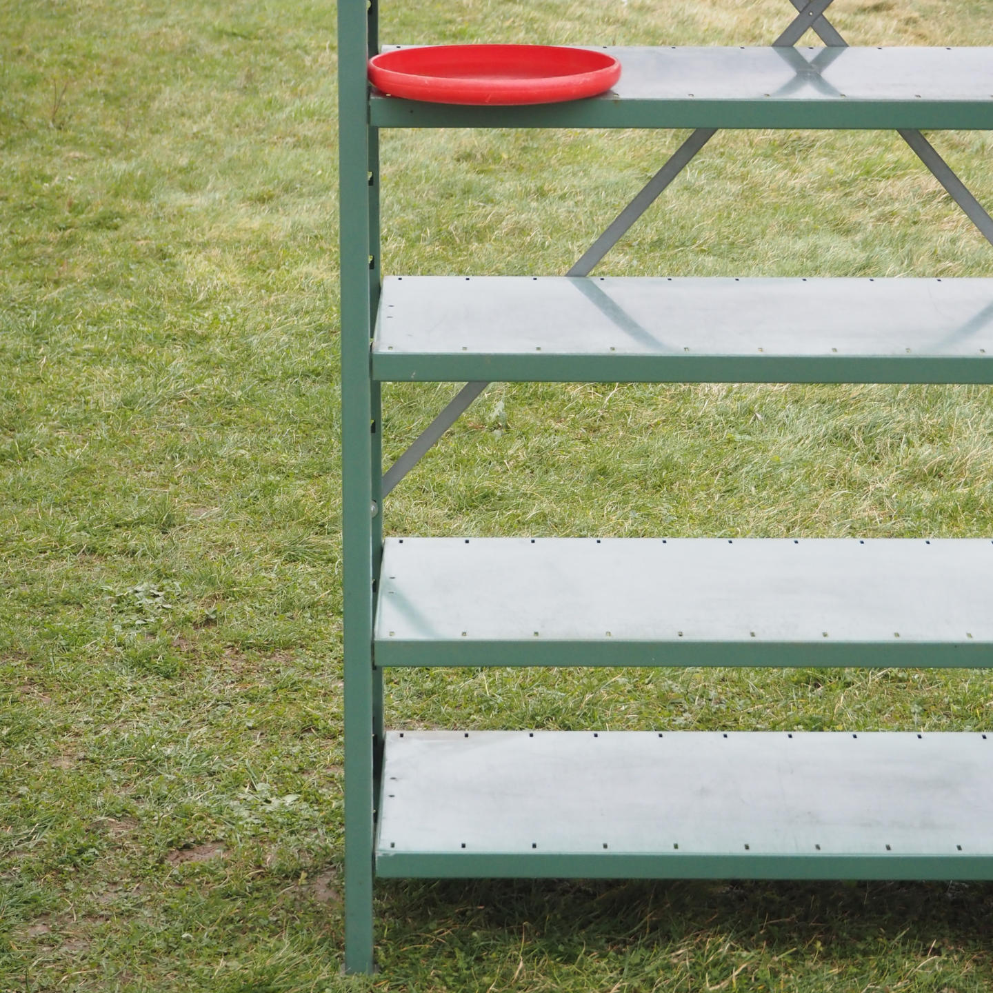 Shelf in green epoxy powder coated steel by Tixit (H. 240 x L. 106 x D. 40 cm)
