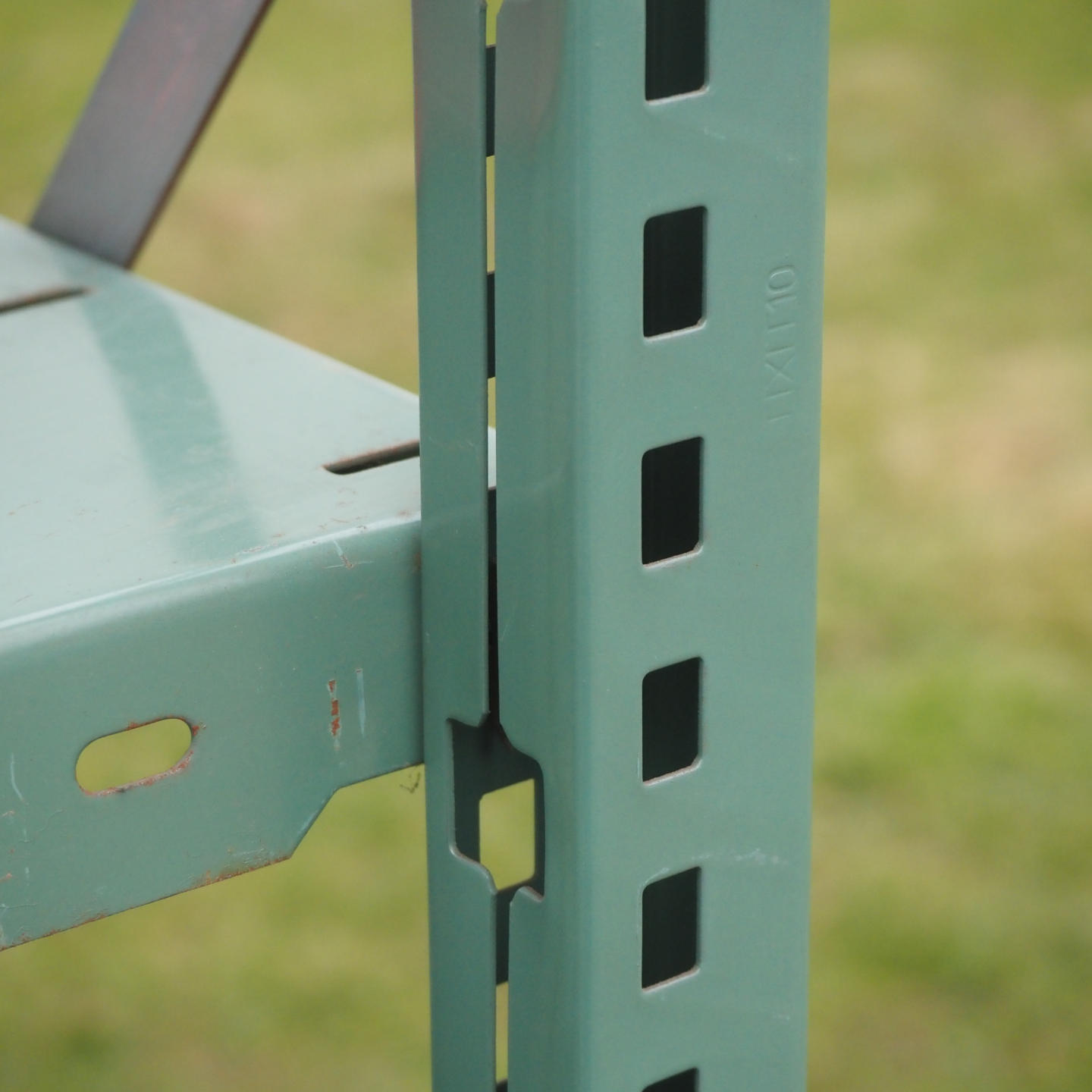 Shelf in green epoxy powder coated steel by Tixit (H. 240 x L. 106 x D. 40 cm)