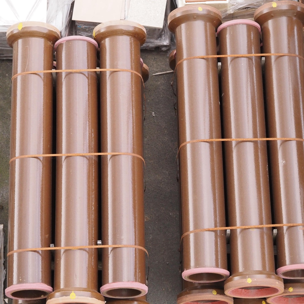 Vitrified clay pipe by Euro Sweillem (L. cm)