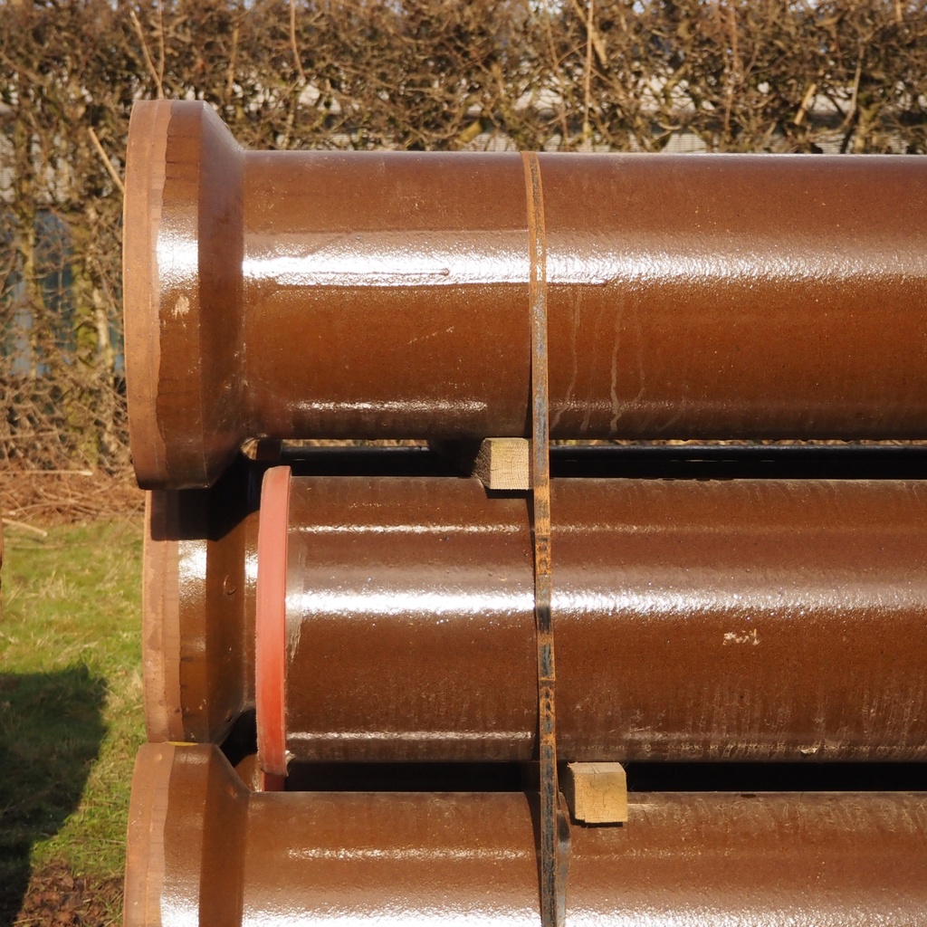 Vitrified clay pipe by Euro Sweillem (L. cm)