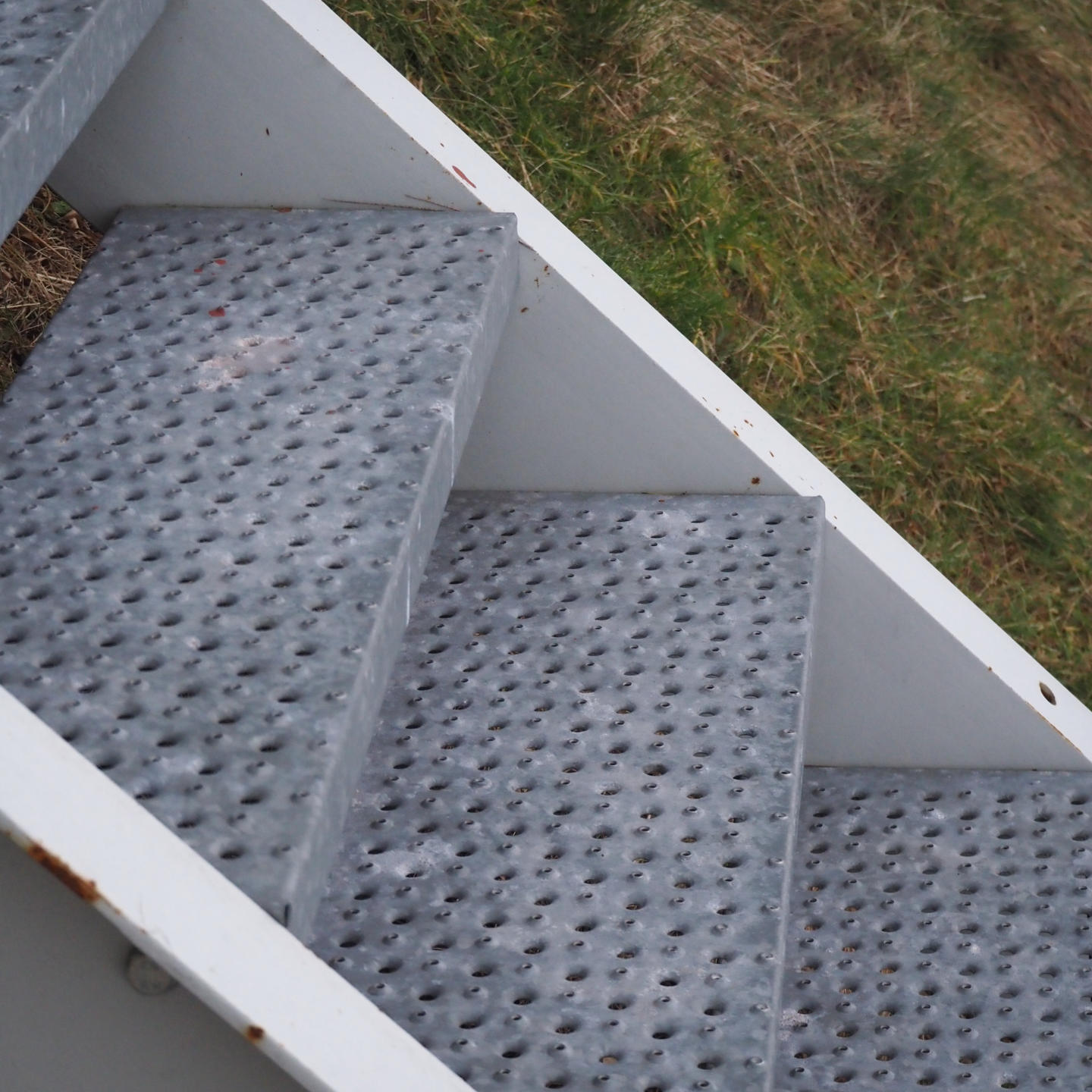 Stairs in galvanized steel (L. 500 x W. 94,2 cm)
